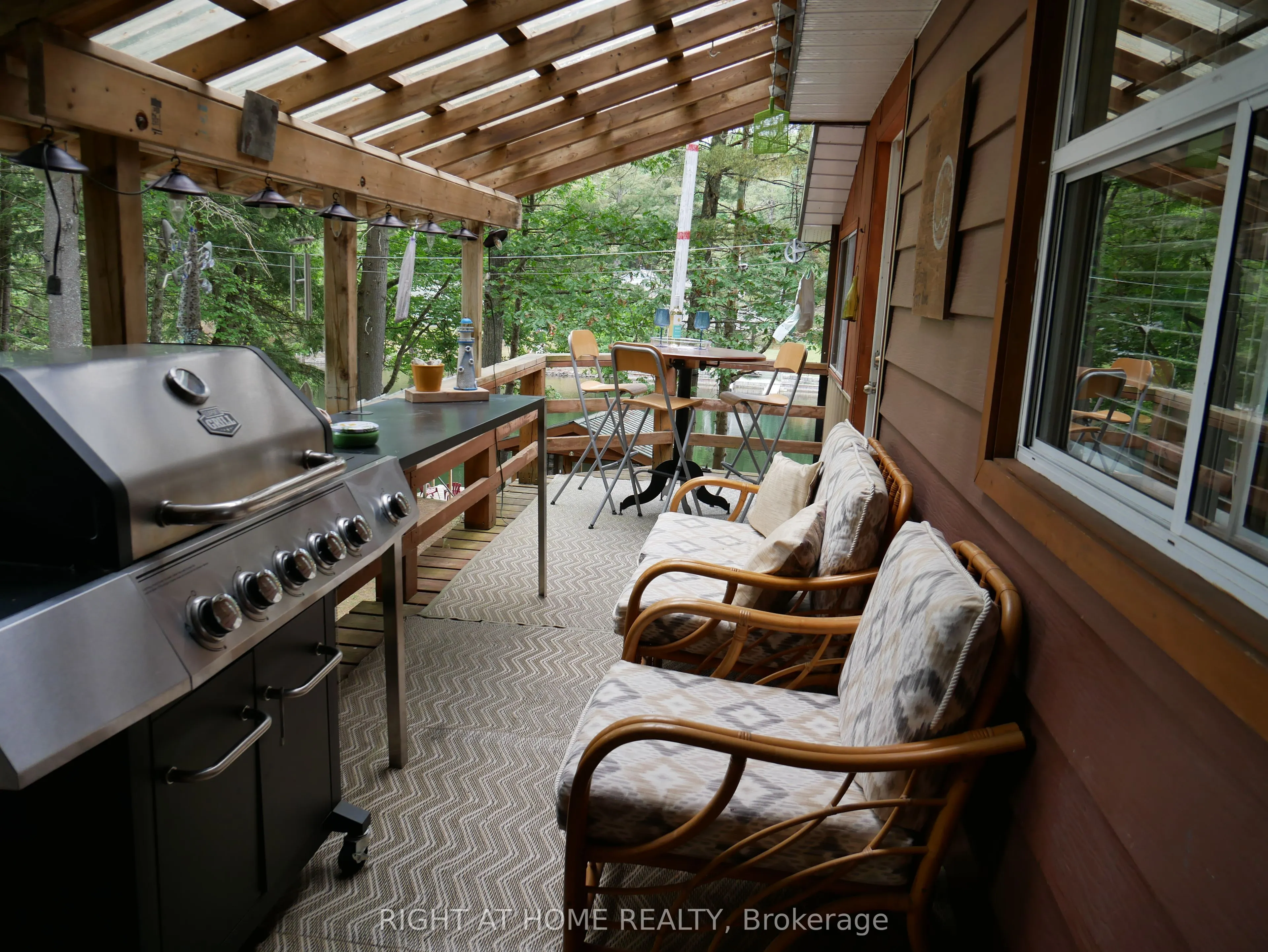 1130 Towering Oaks Trail W
