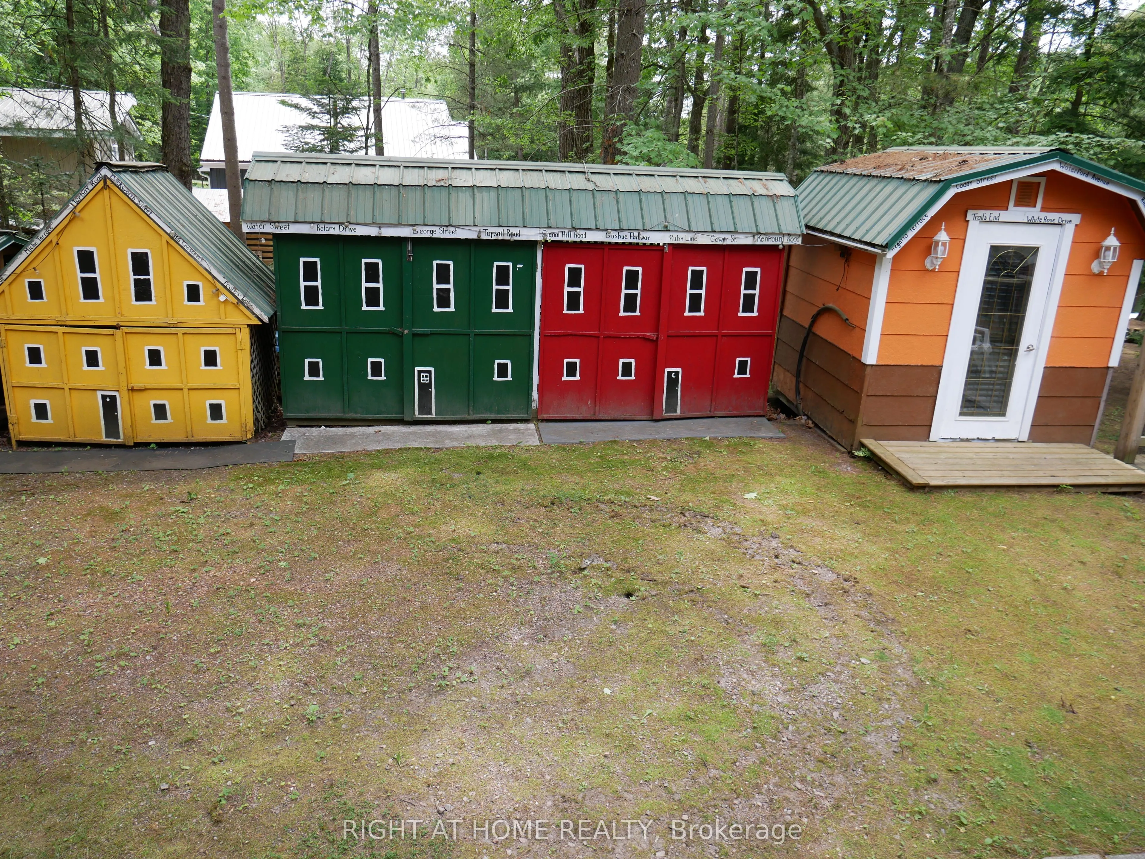 1130 Towering Oaks Trail W