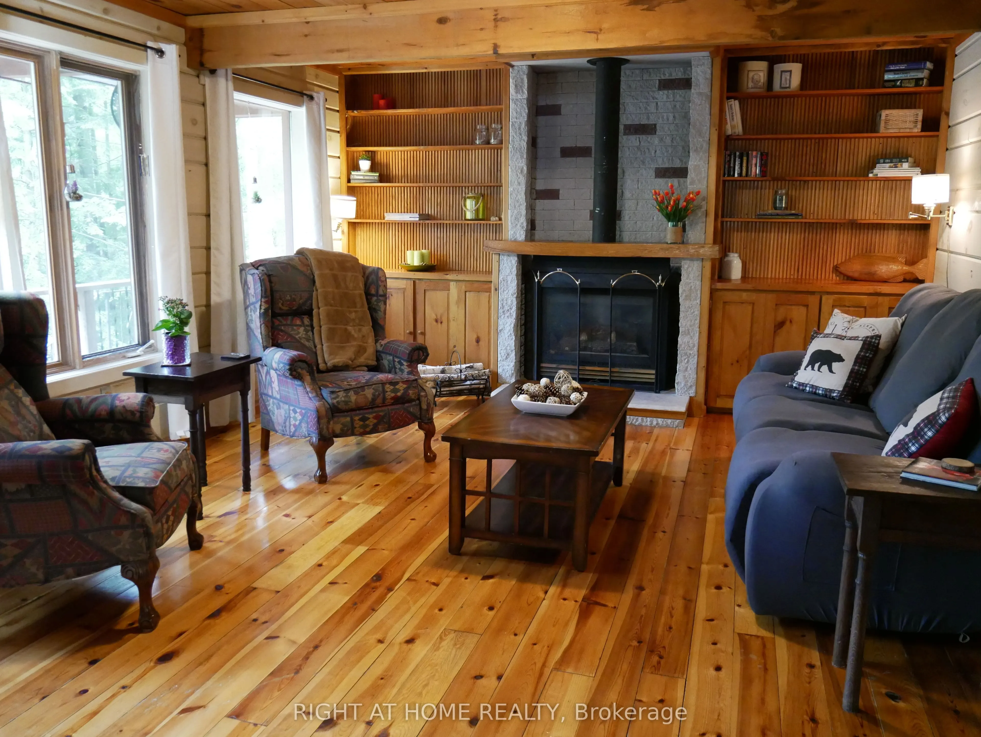 1130 Towering Oaks Trail W