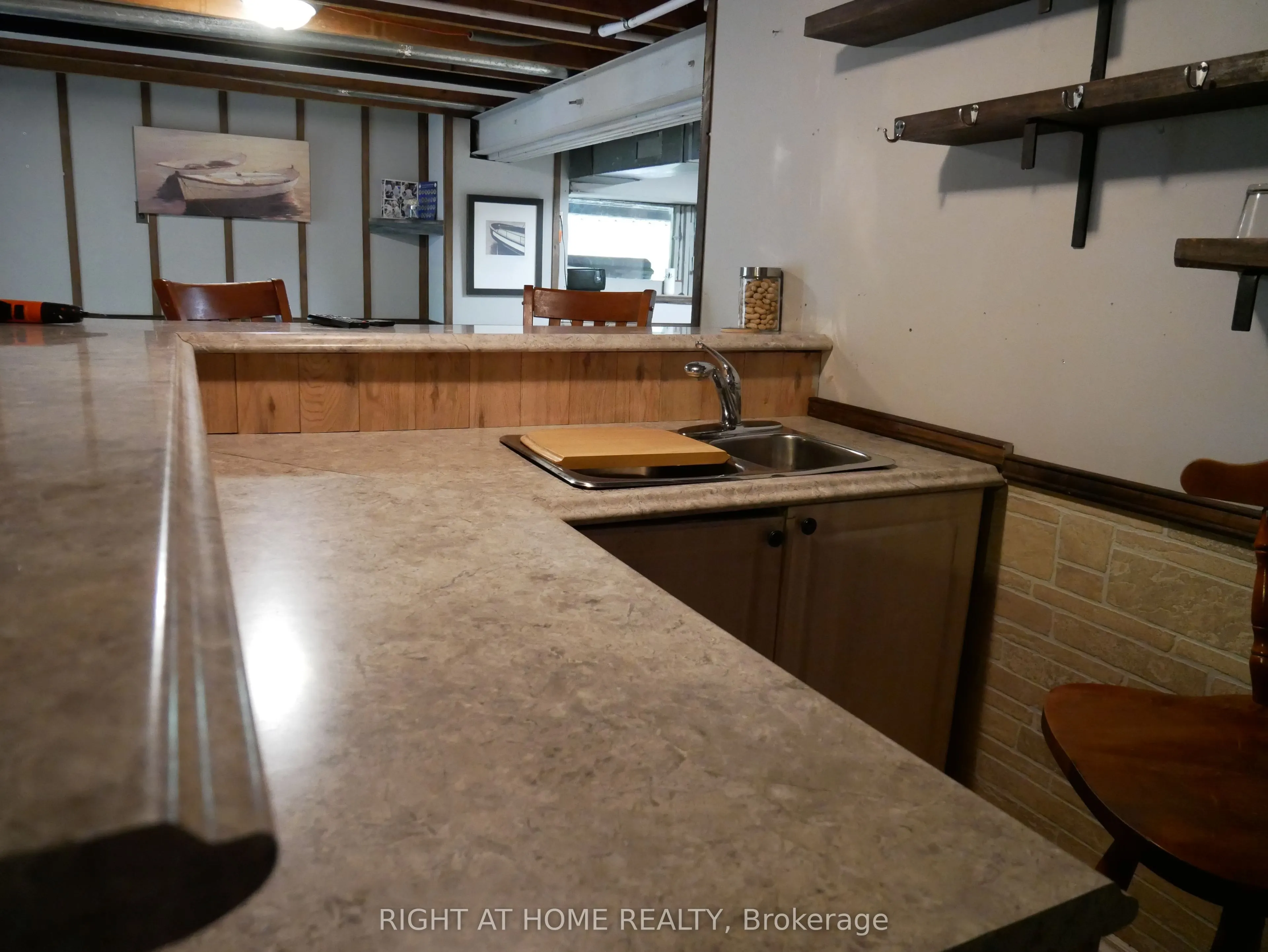 1130 Towering Oaks Trail W