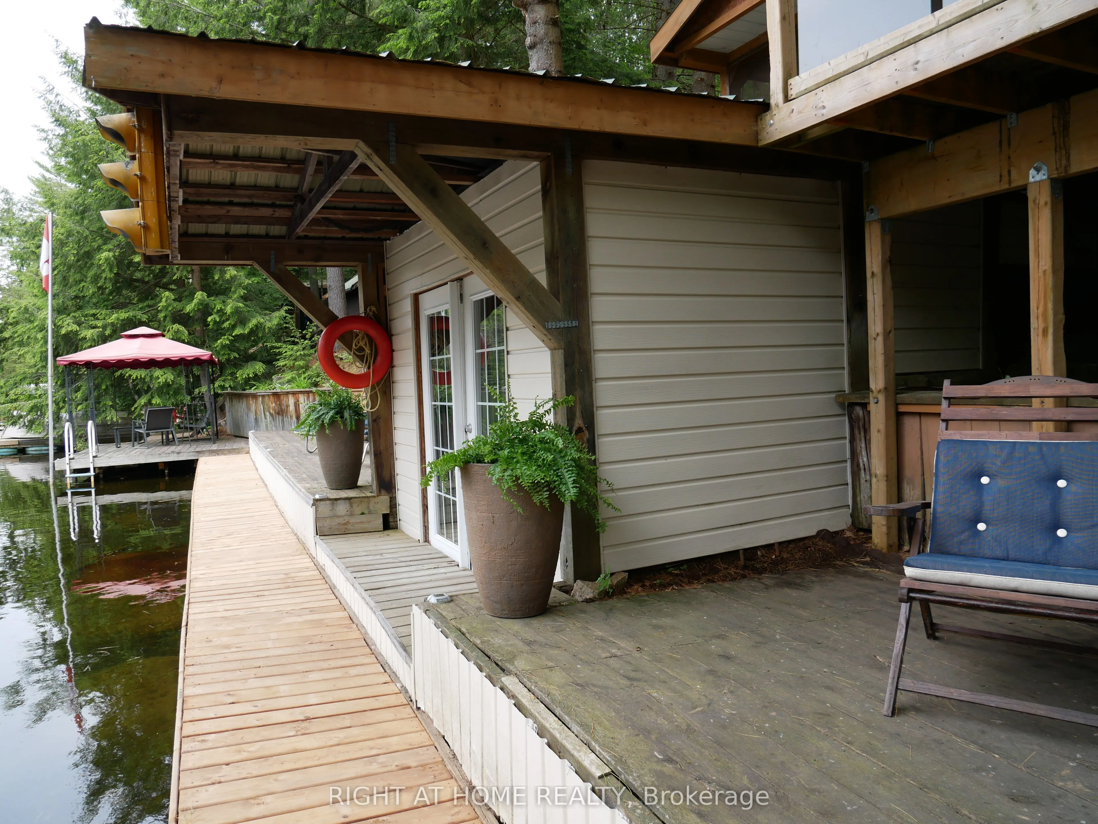 1130 Towering Oaks Trail W