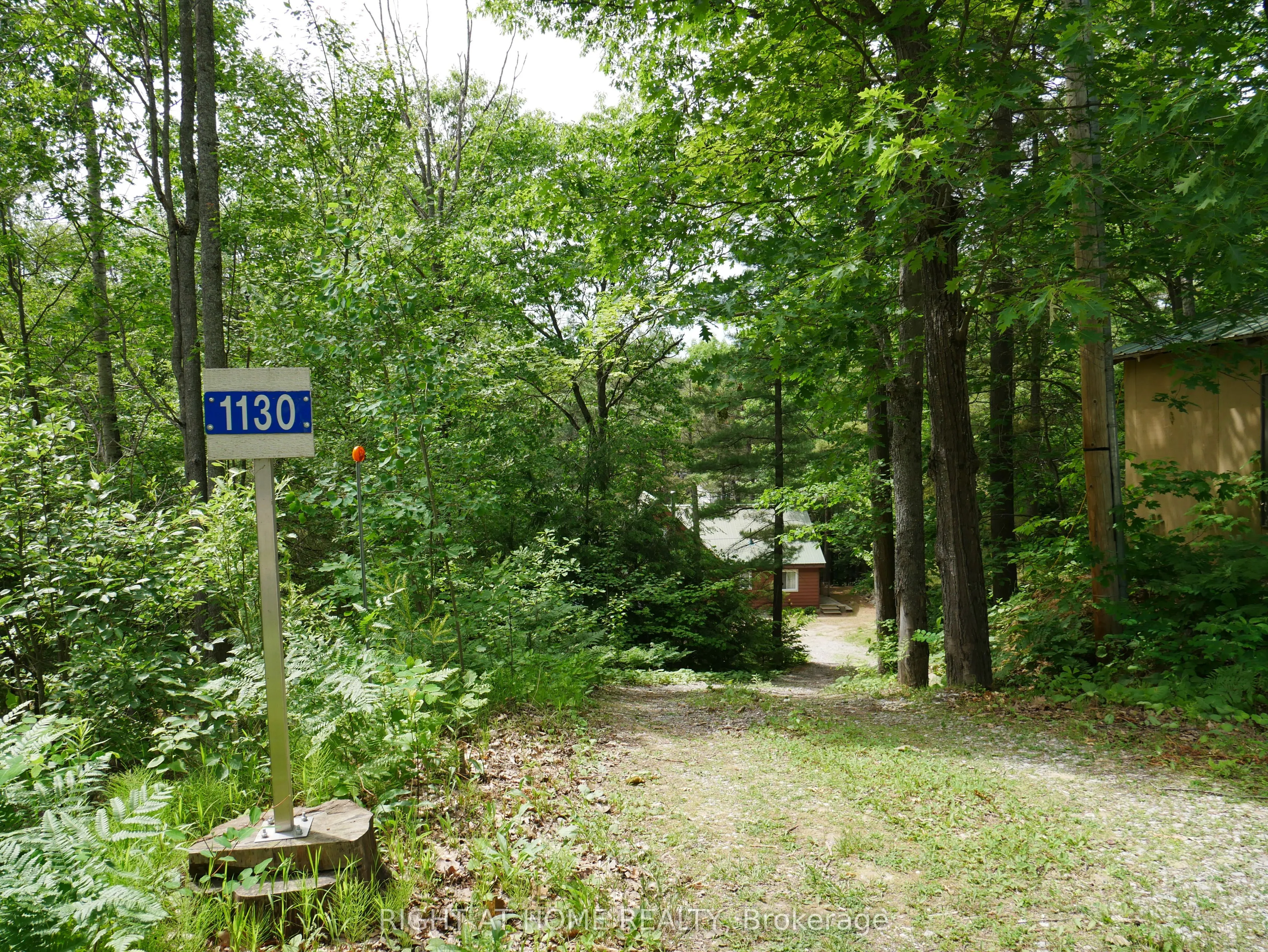 1130 Towering Oaks Trail W