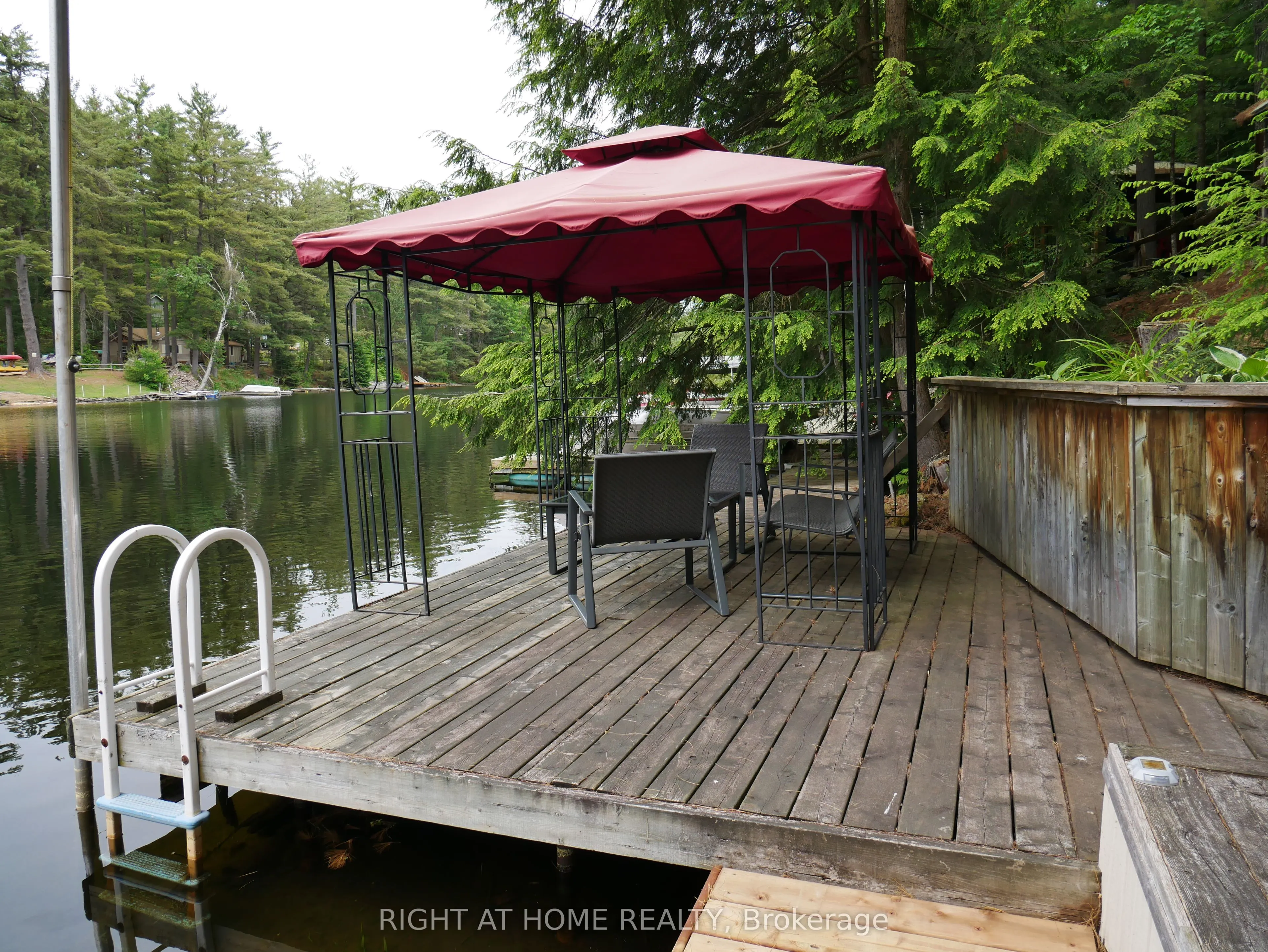 1130 Towering Oaks Trail W