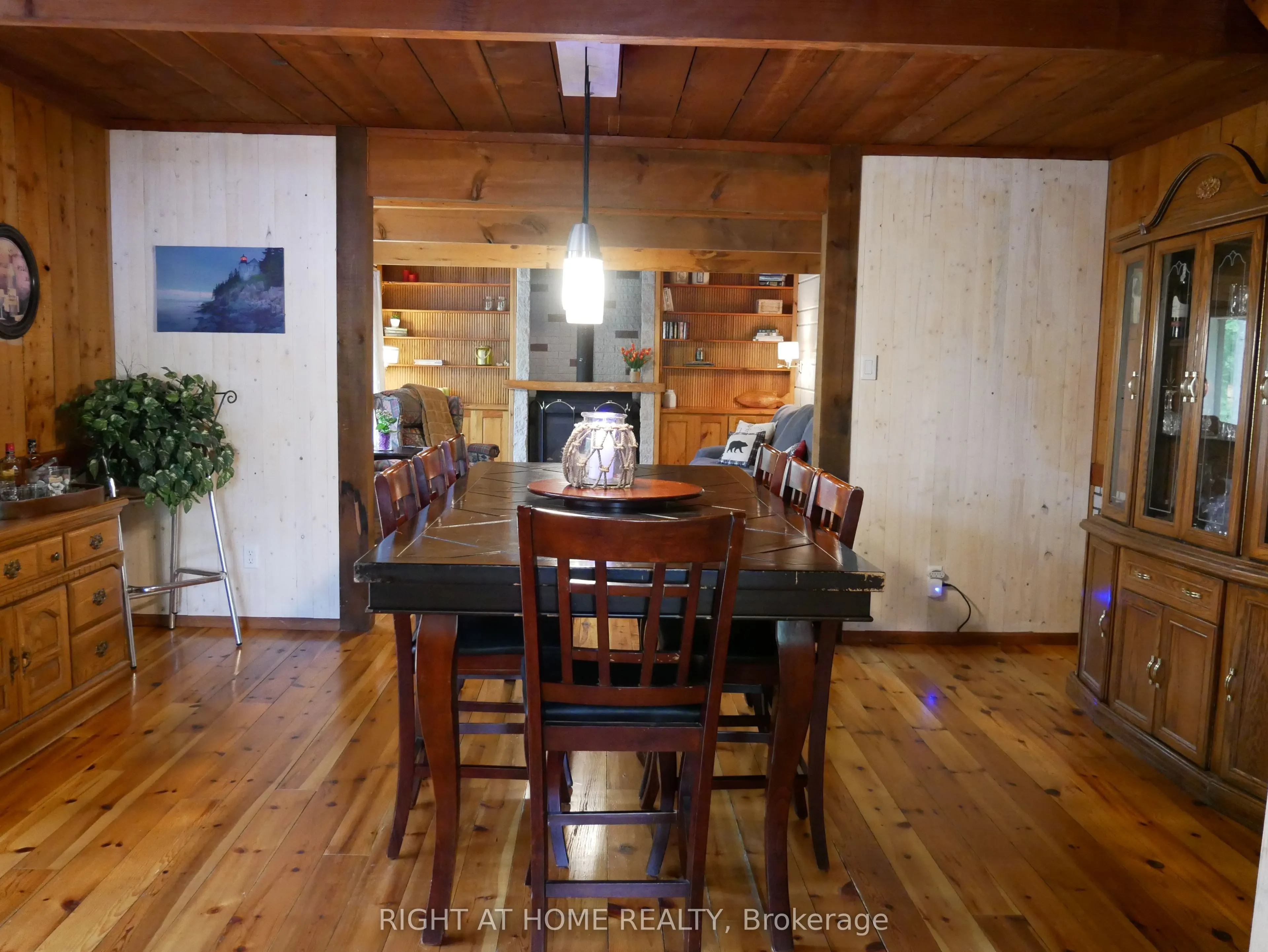 1130 Towering Oaks Trail W