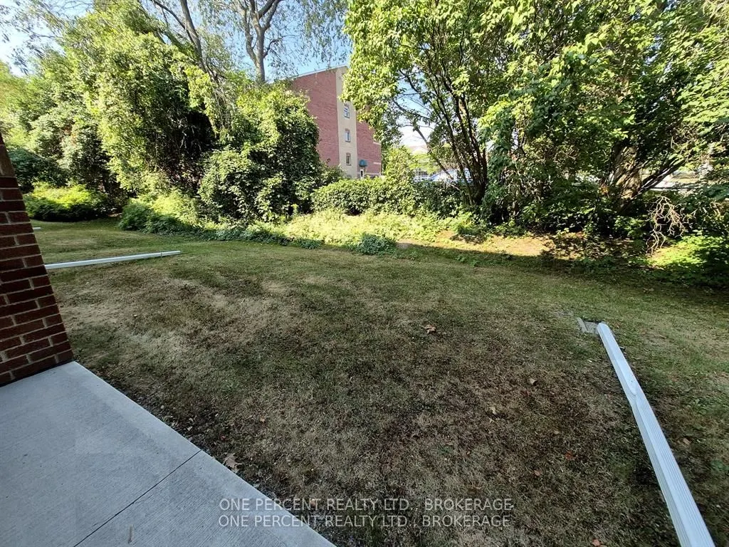 561 Armstrong Road, #116