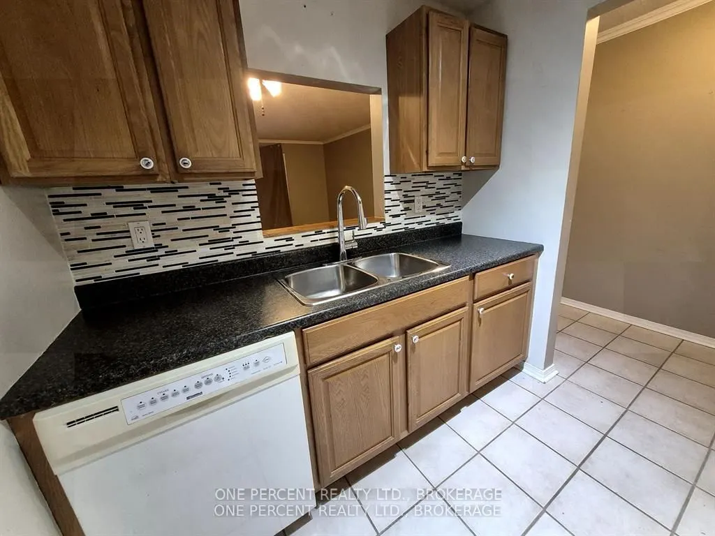 561 Armstrong Road, #116