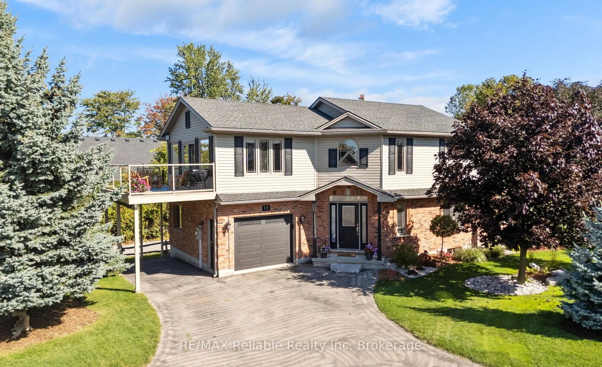 17 Harbour Court