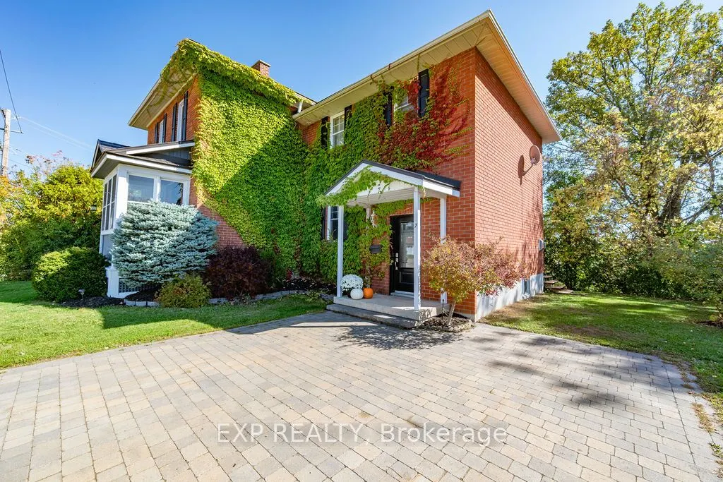 7 Hincks Avenue W