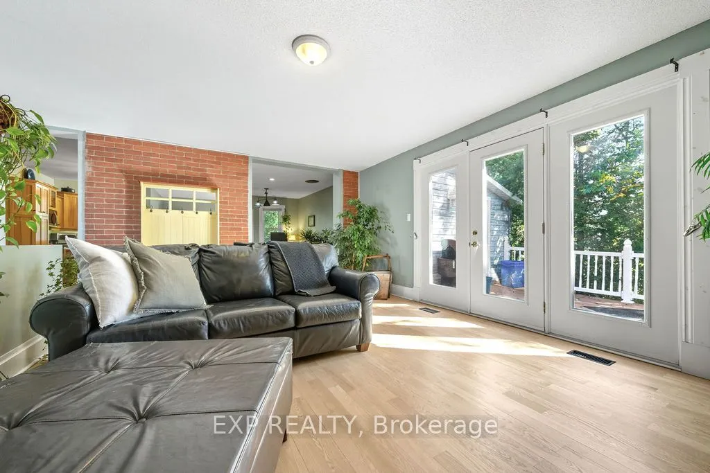7 Hincks Avenue W