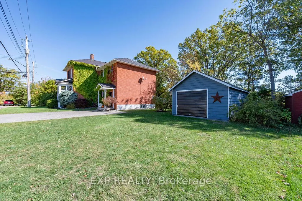 7 Hincks Avenue W