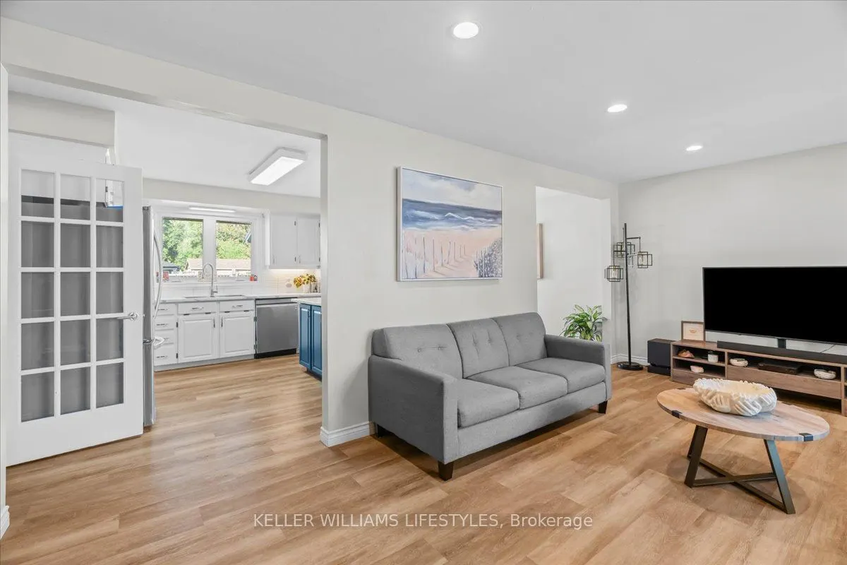 34 Stanhope Crescent