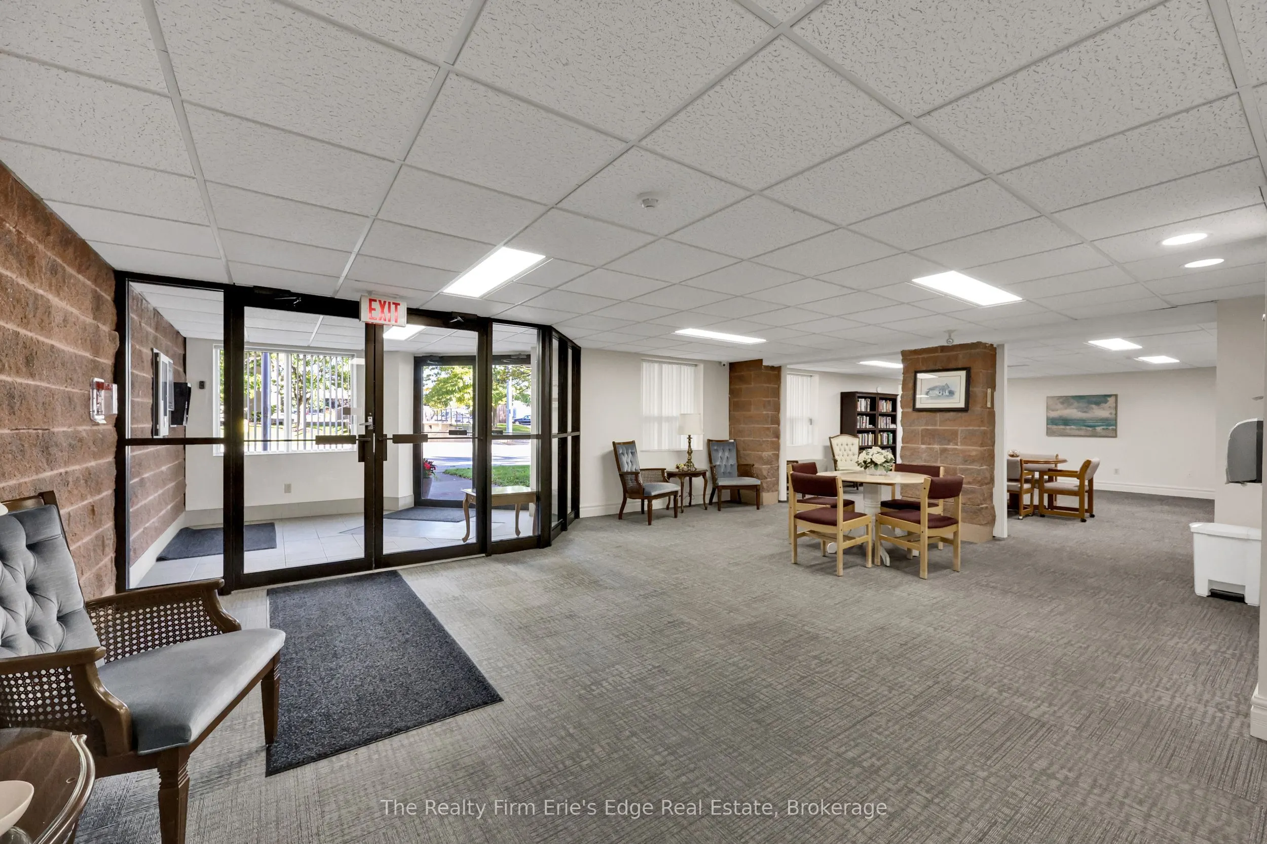 75 Bridge Street E, #206