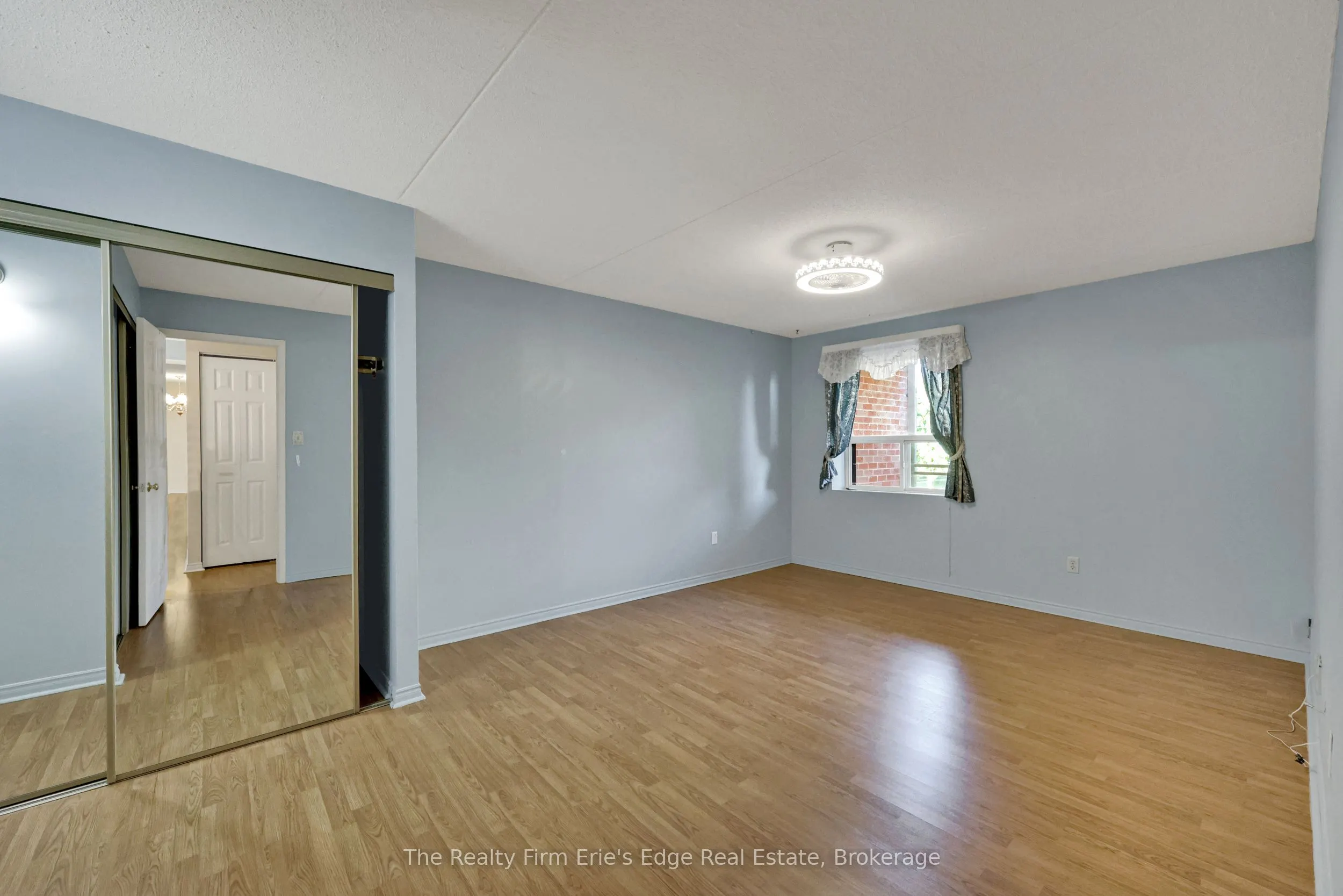 75 Bridge Street E, #206