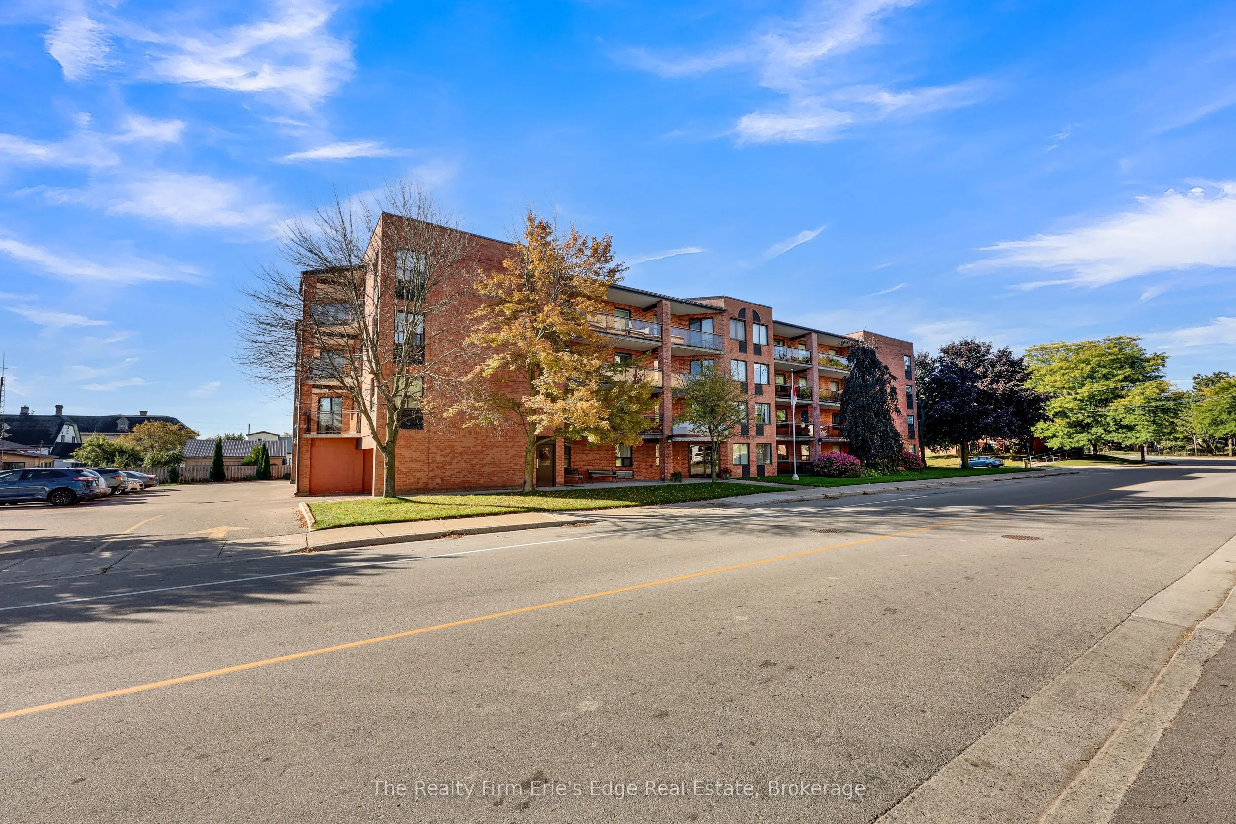 75 Bridge Street E, #206