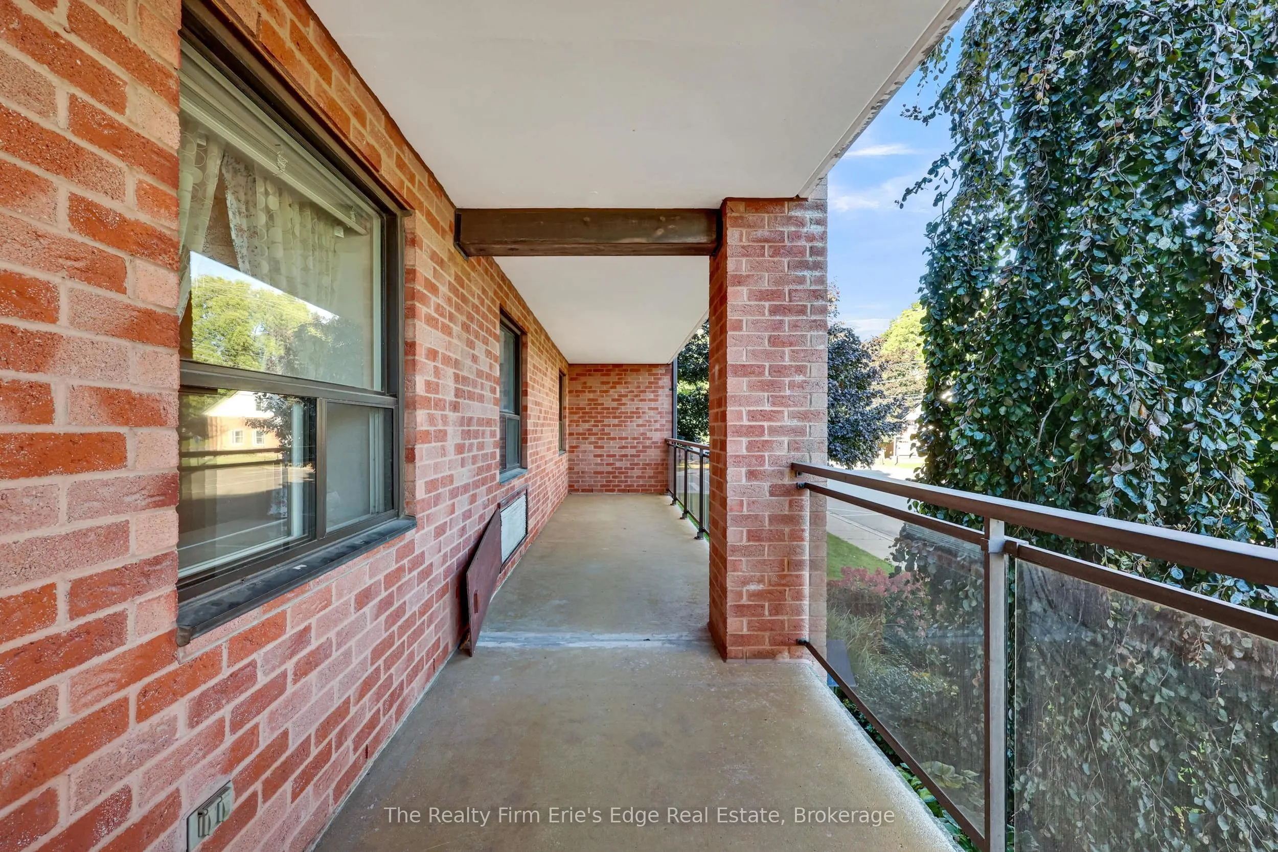 75 Bridge Street E, #206