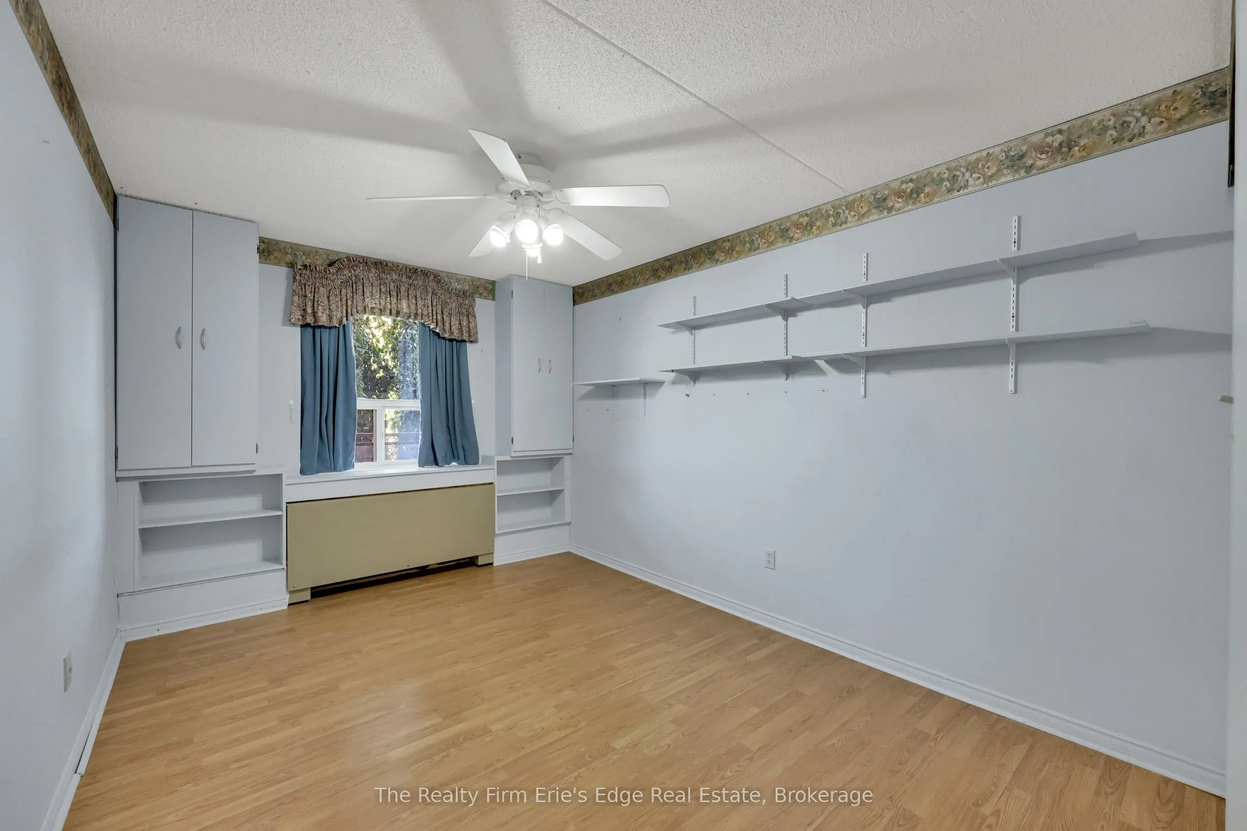 75 Bridge Street E, #206