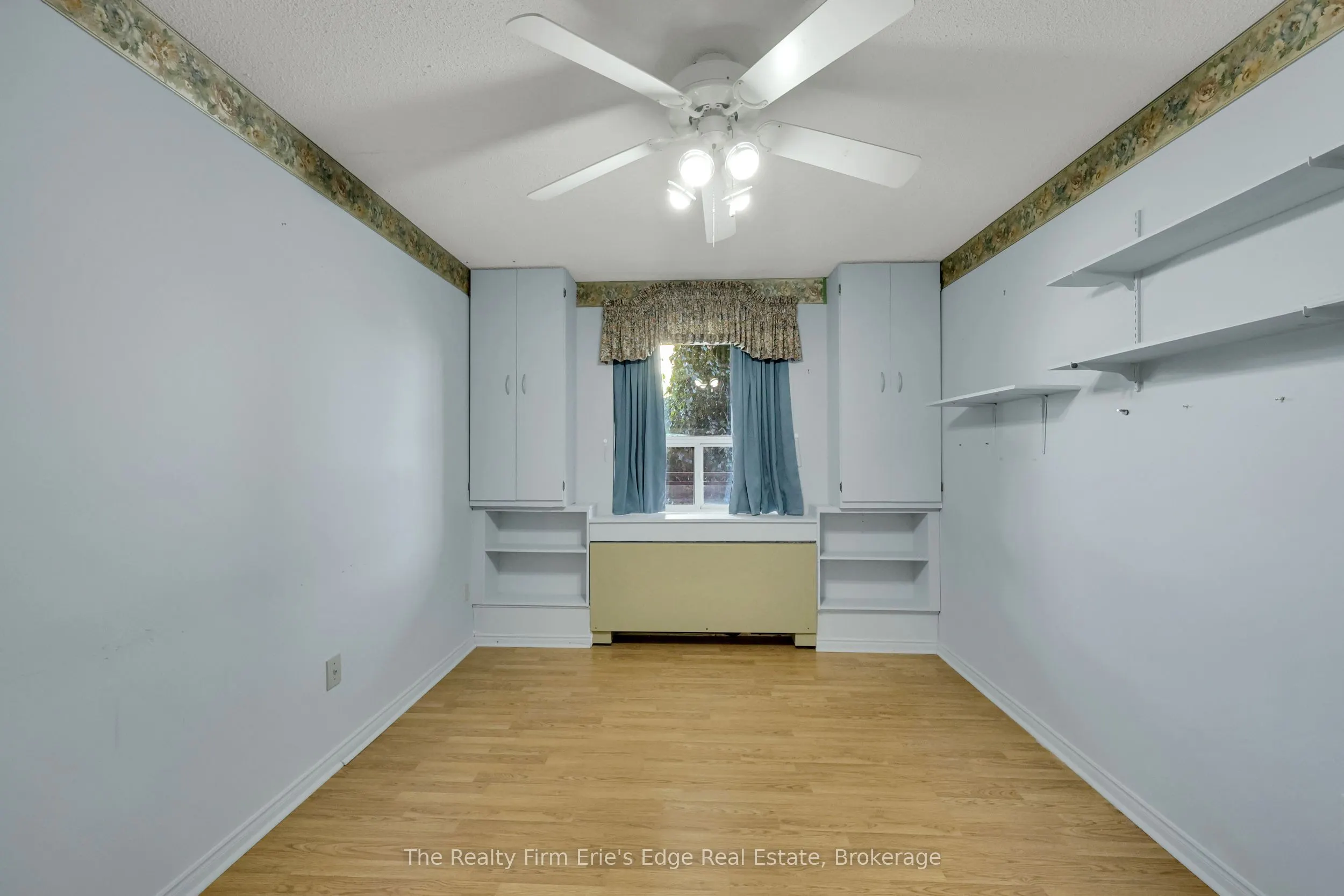 75 Bridge Street E, #206