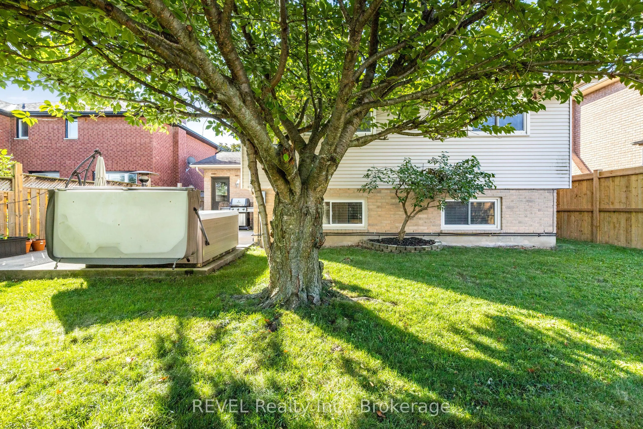 7 Bascary Crescent