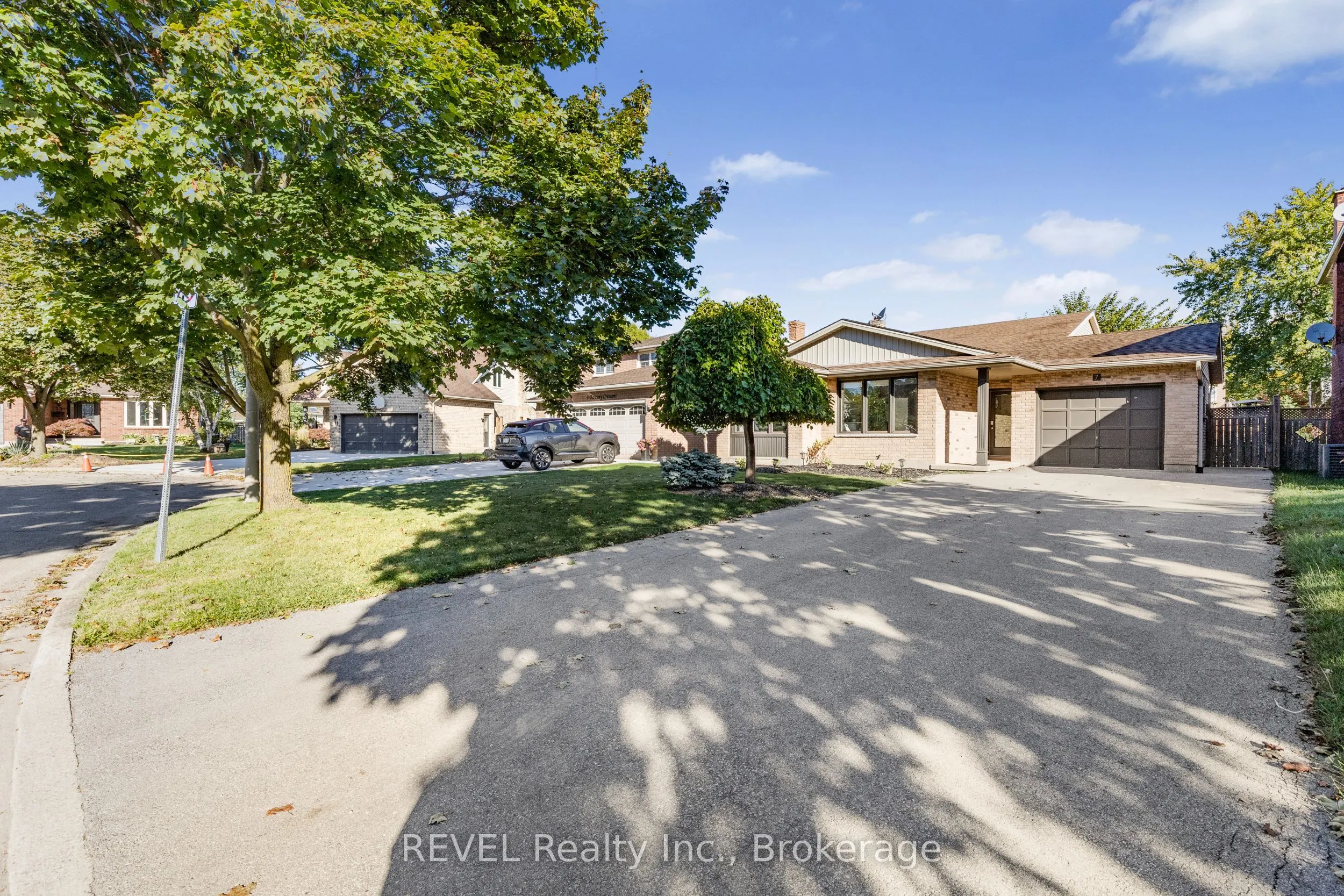 7 Bascary Crescent