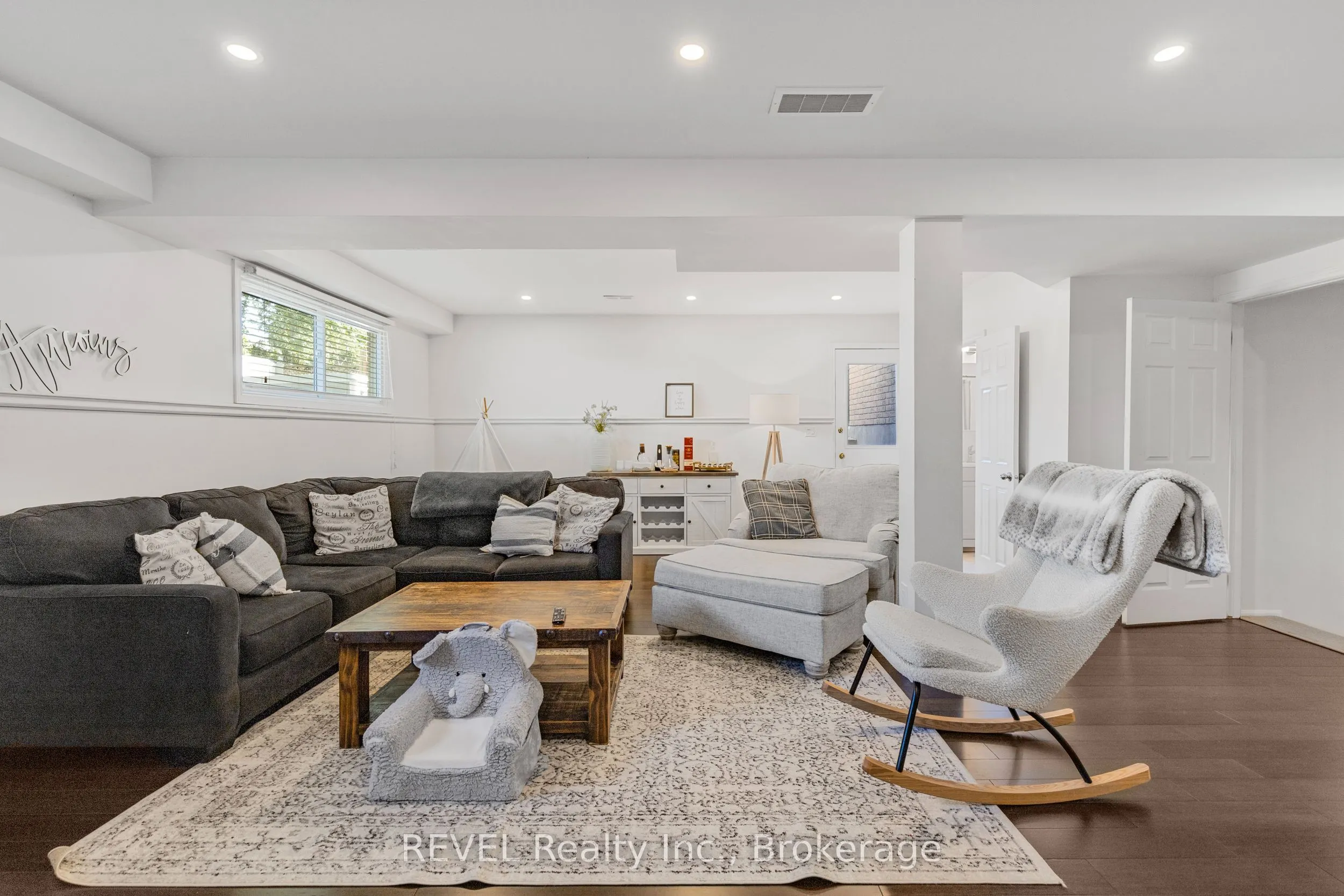 7 Bascary Crescent