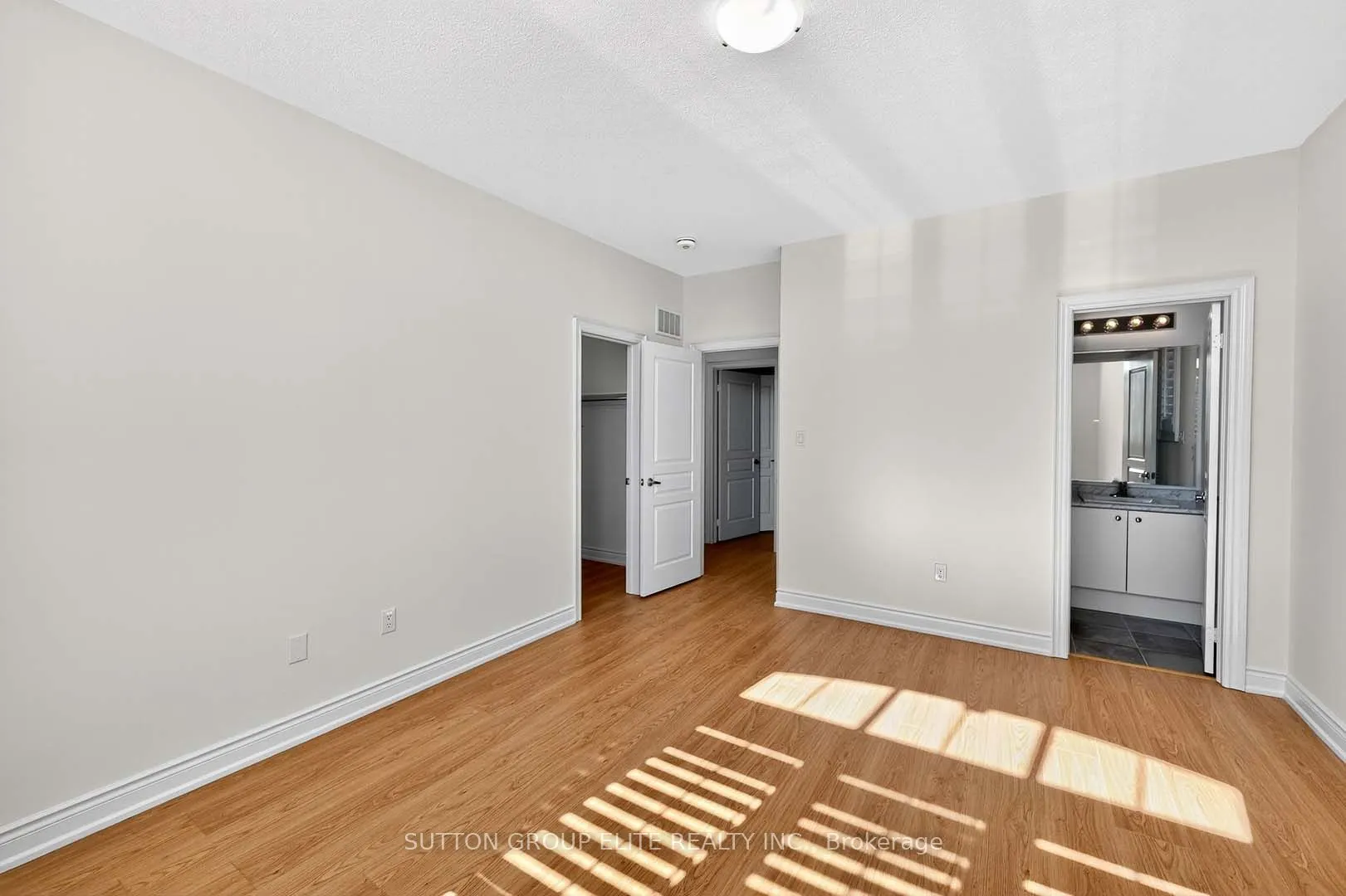 351 Humphrey Street