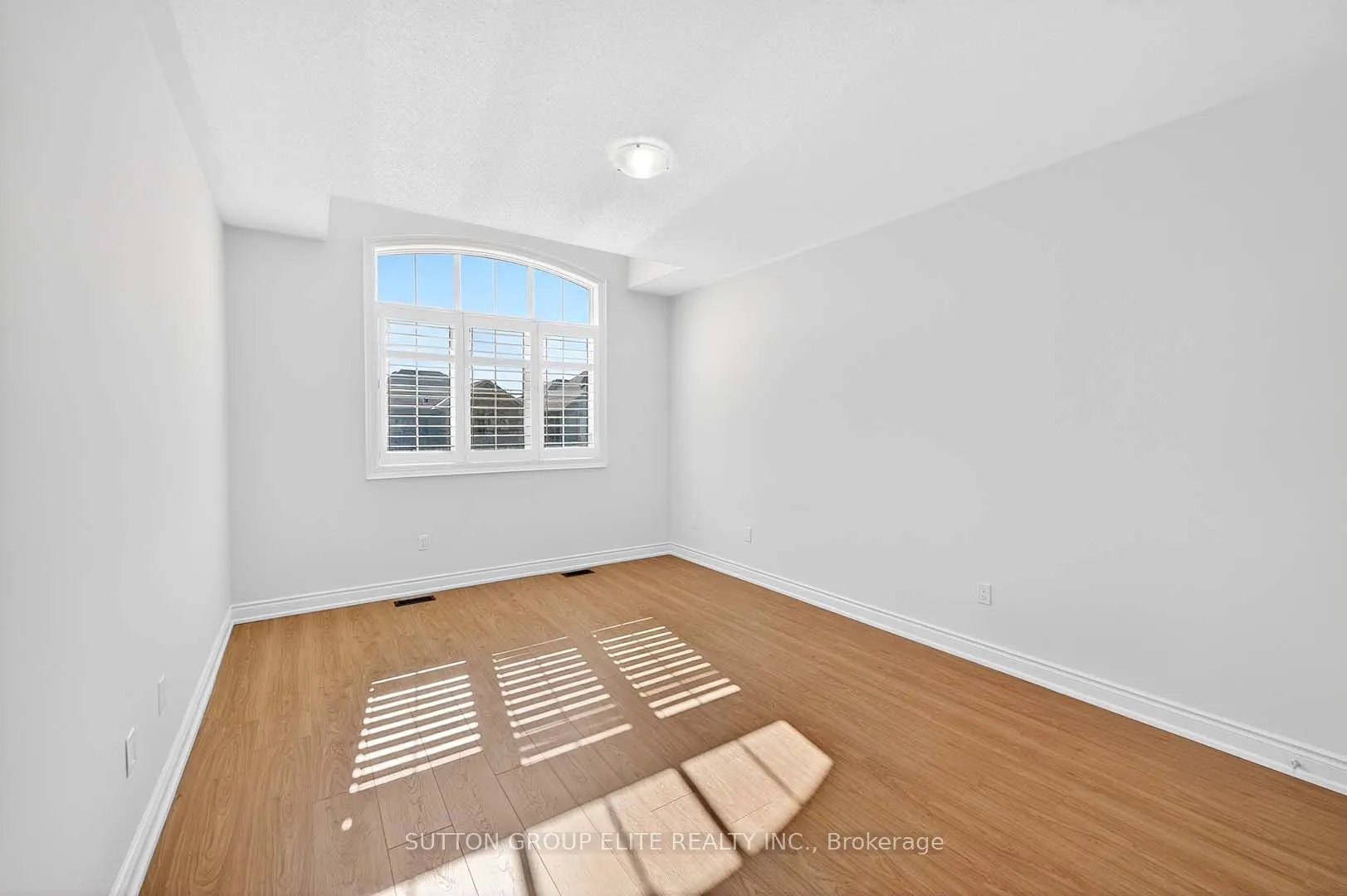 351 Humphrey Street