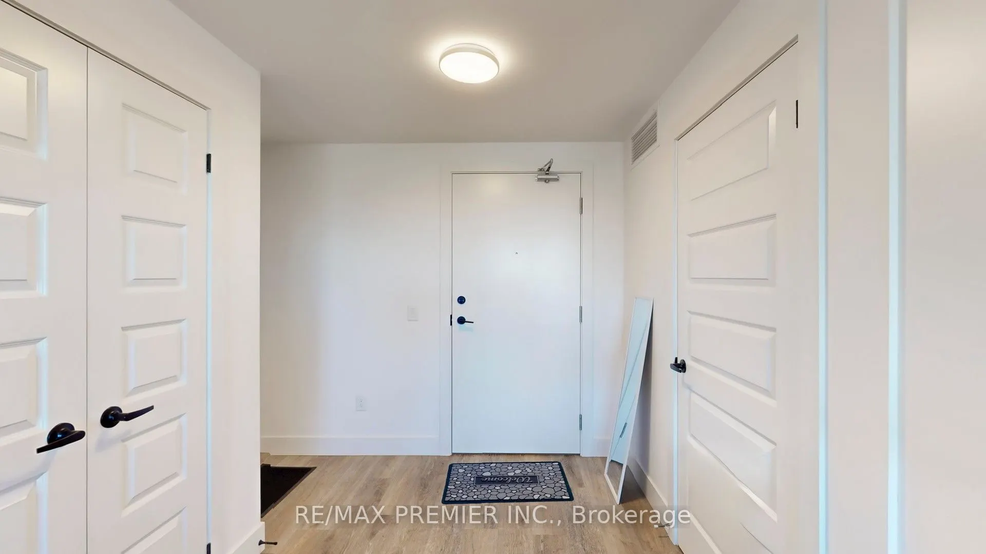 26 Lowes Road W, #511
