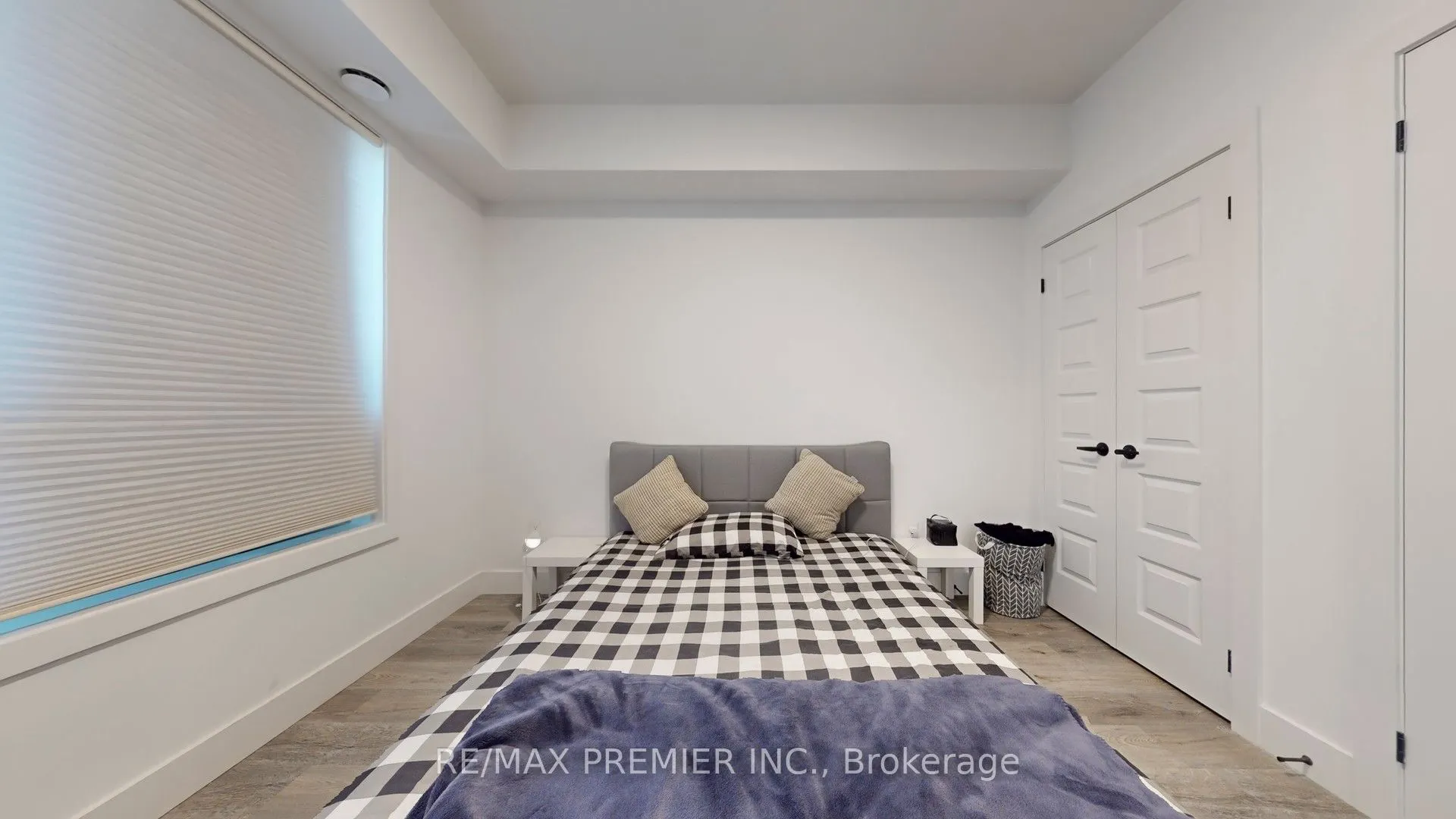 26 Lowes Road W, #511