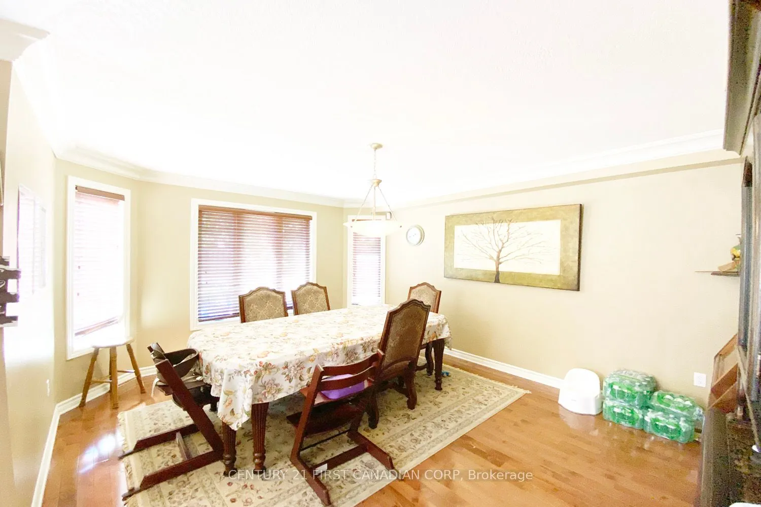 823 OAKCROSSING Road