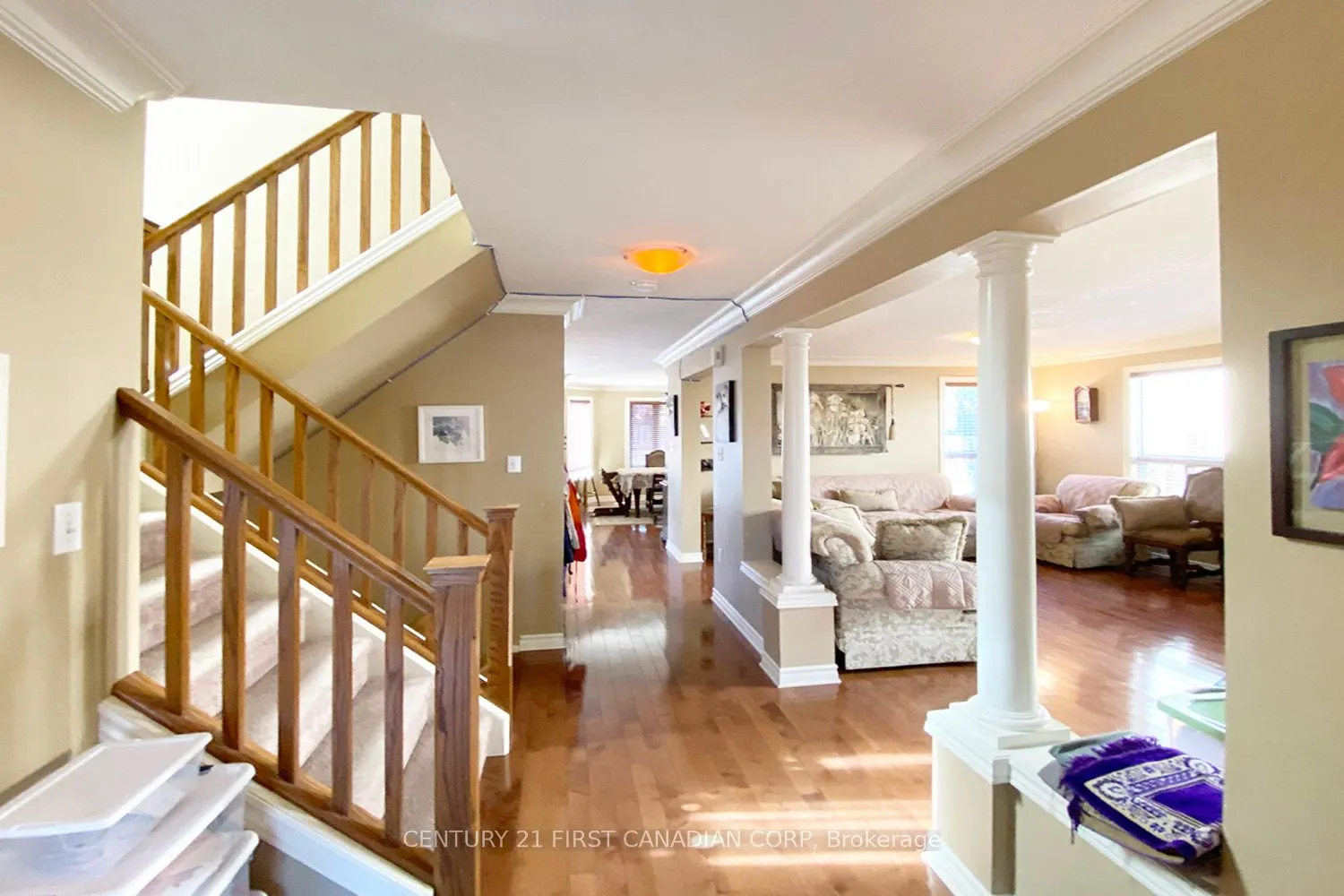 823 OAKCROSSING Road