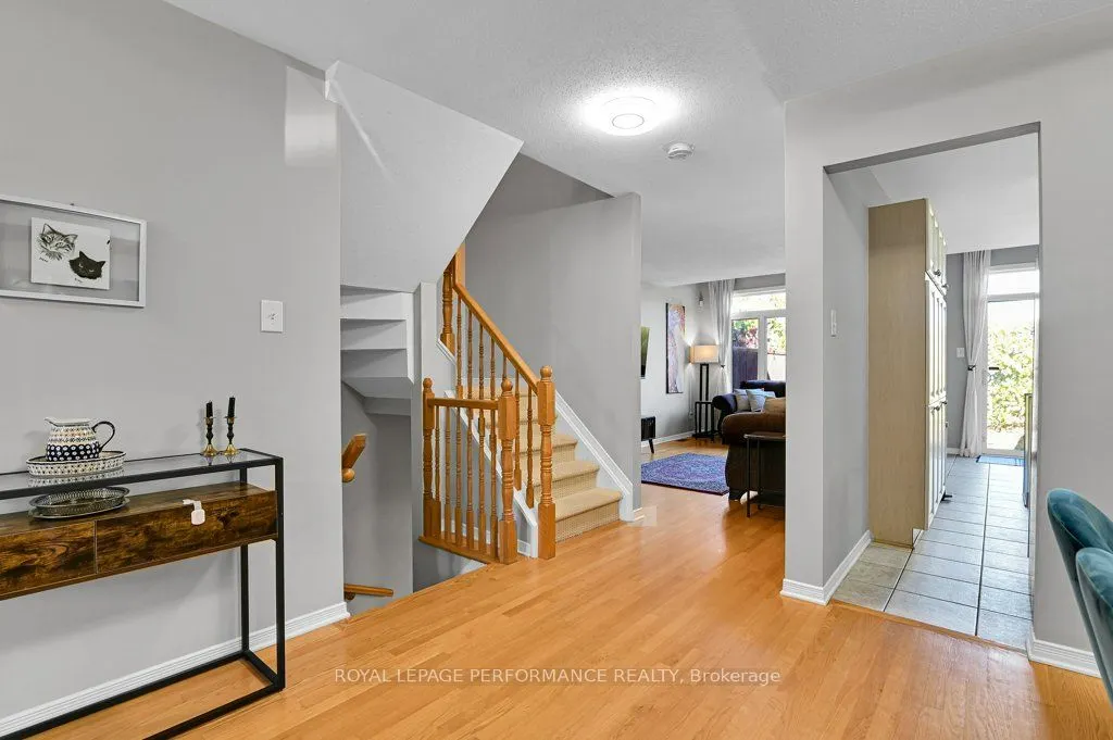 32 Cargrove Private