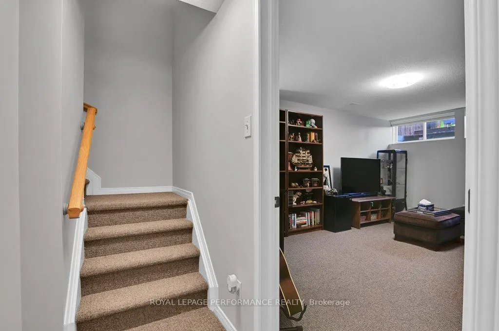 32 Cargrove Private