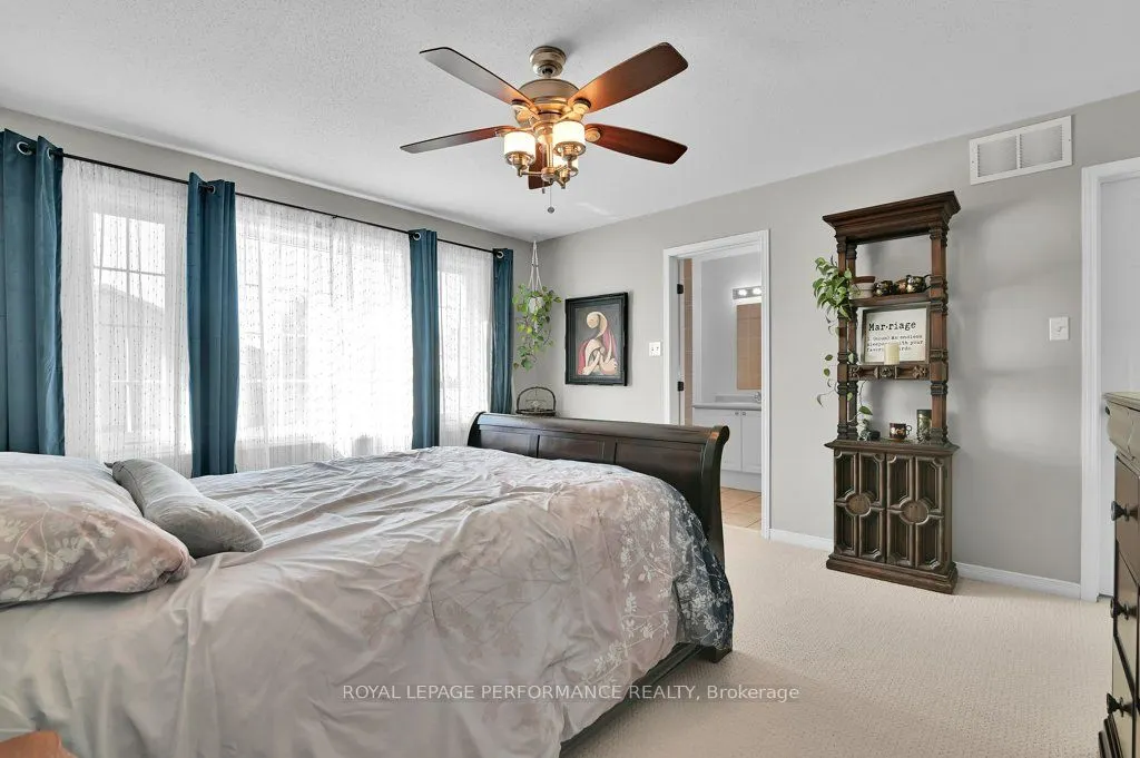 32 Cargrove Private