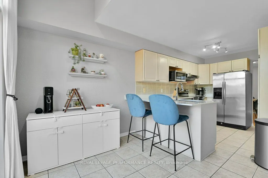 32 Cargrove Private