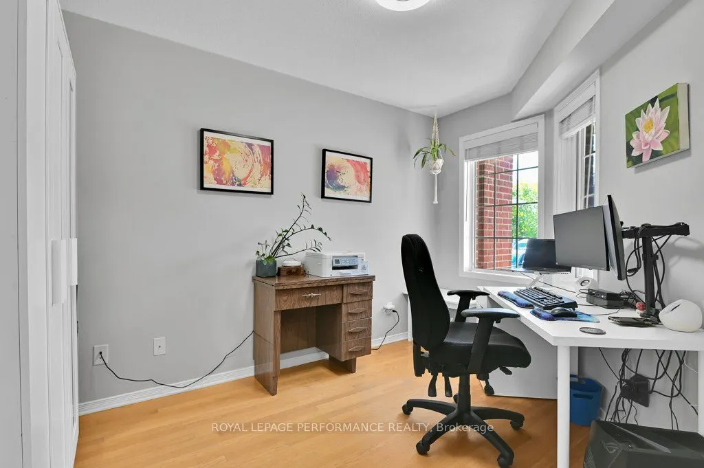 32 Cargrove Private
