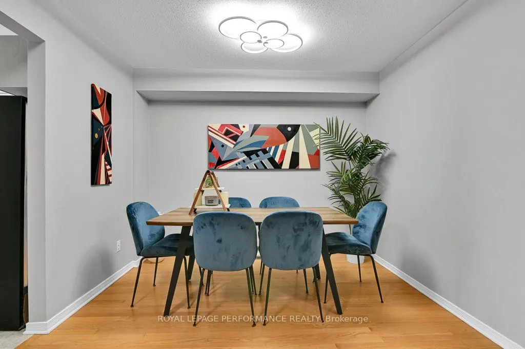 32 Cargrove Private