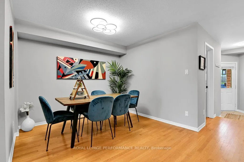 32 Cargrove Private