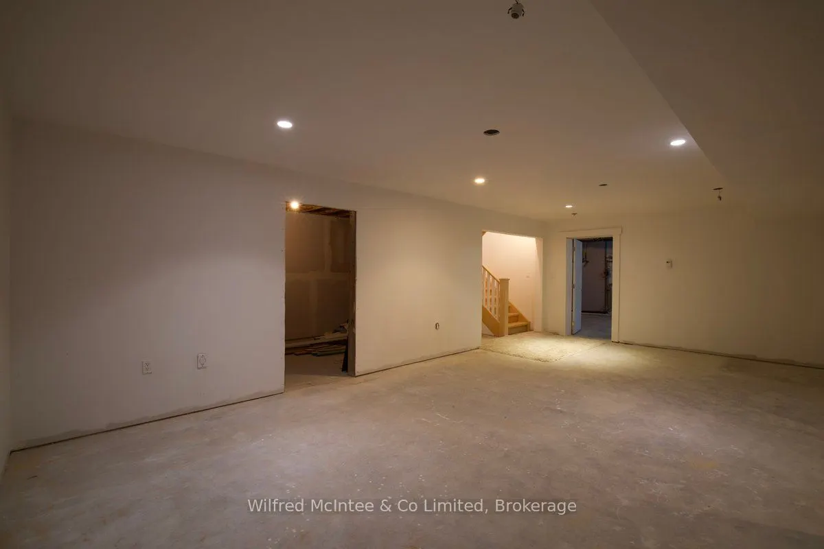 545 Eckford Avenue