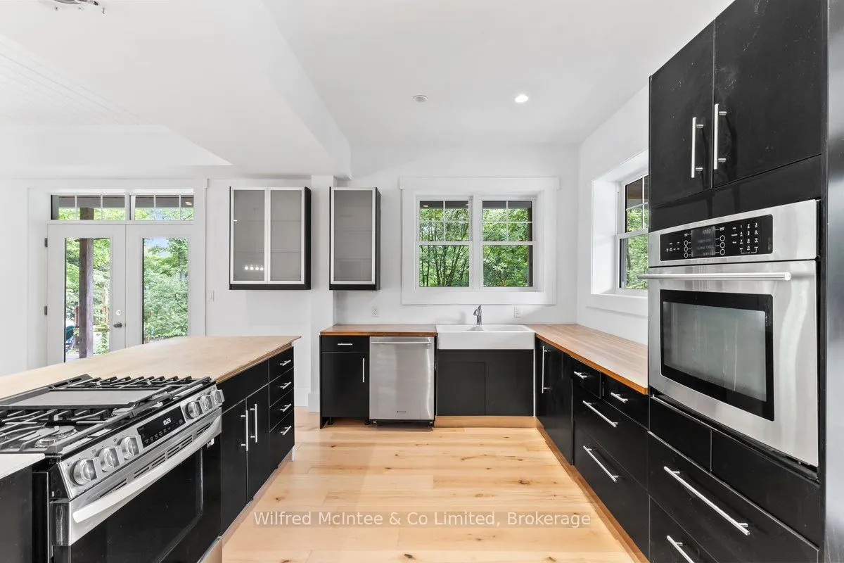 545 Eckford Avenue