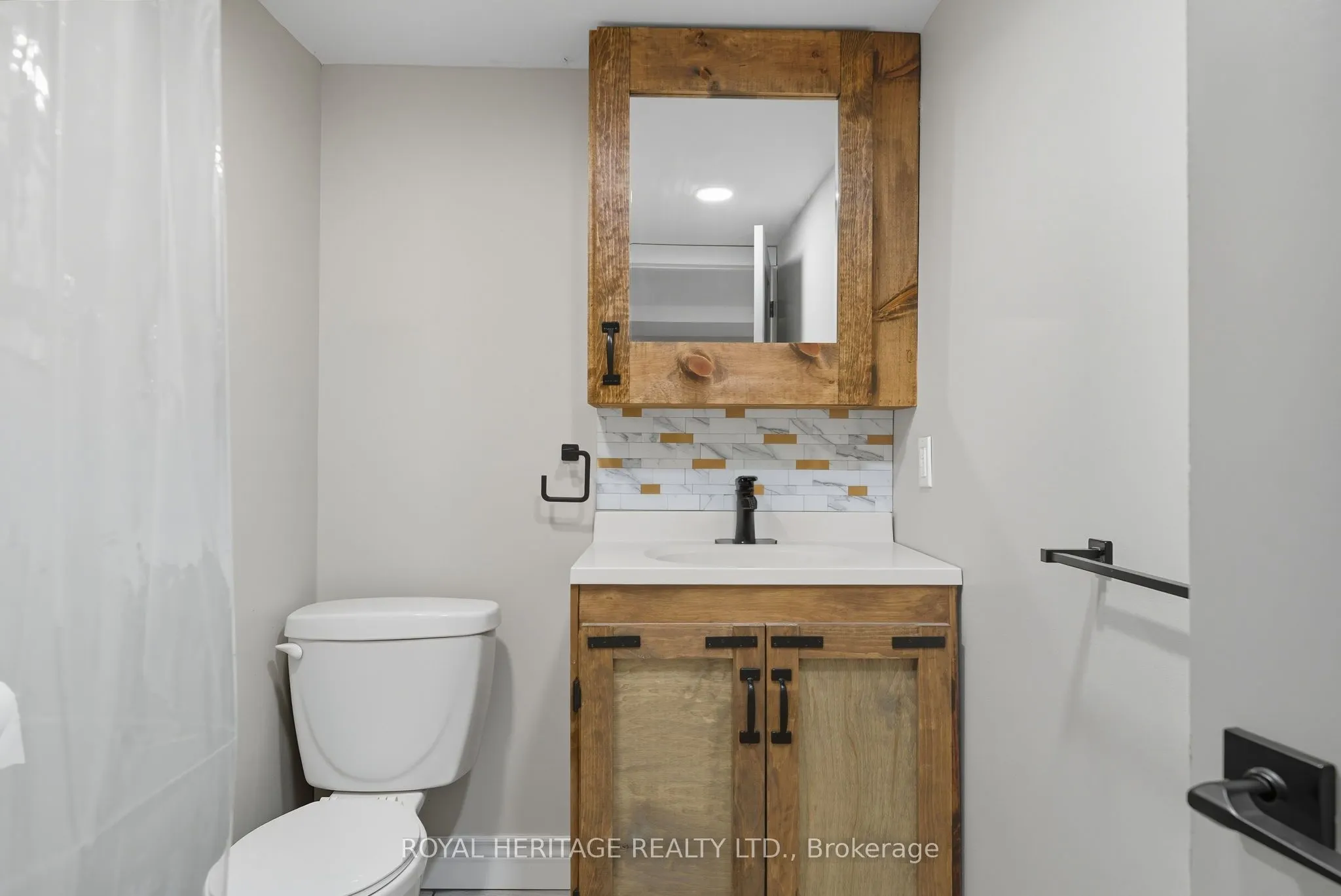 2715 Shelter Valley Road