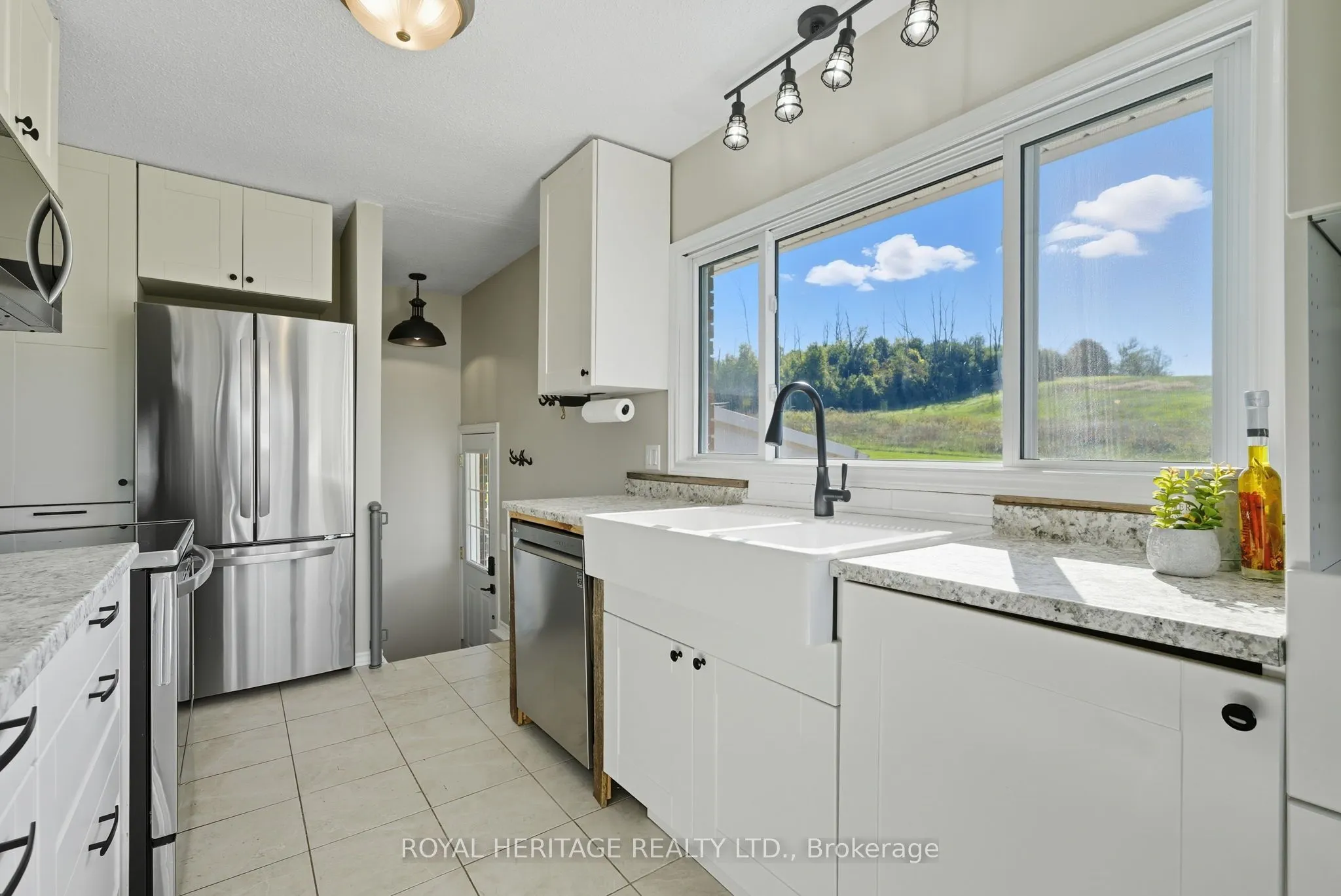 2715 Shelter Valley Road