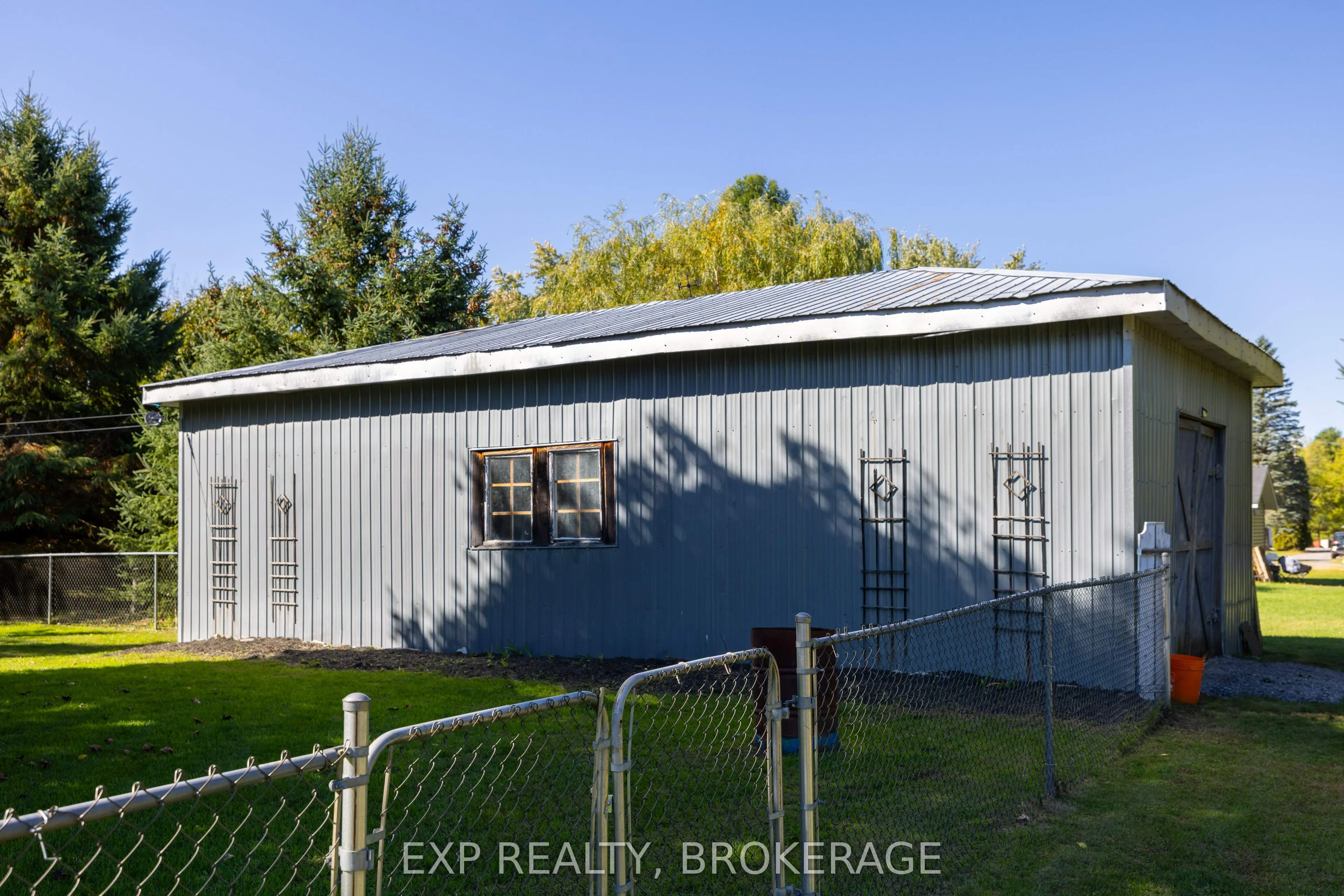 6045 Verona Street