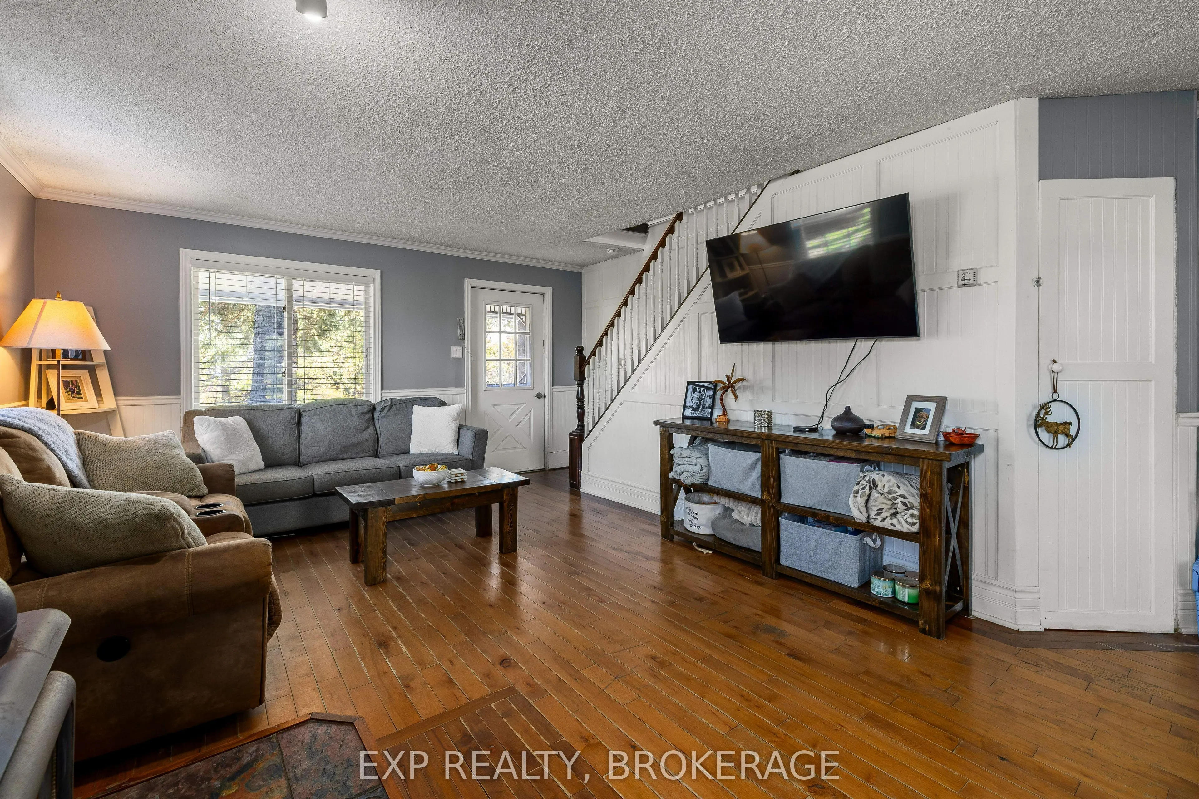 6045 Verona Street