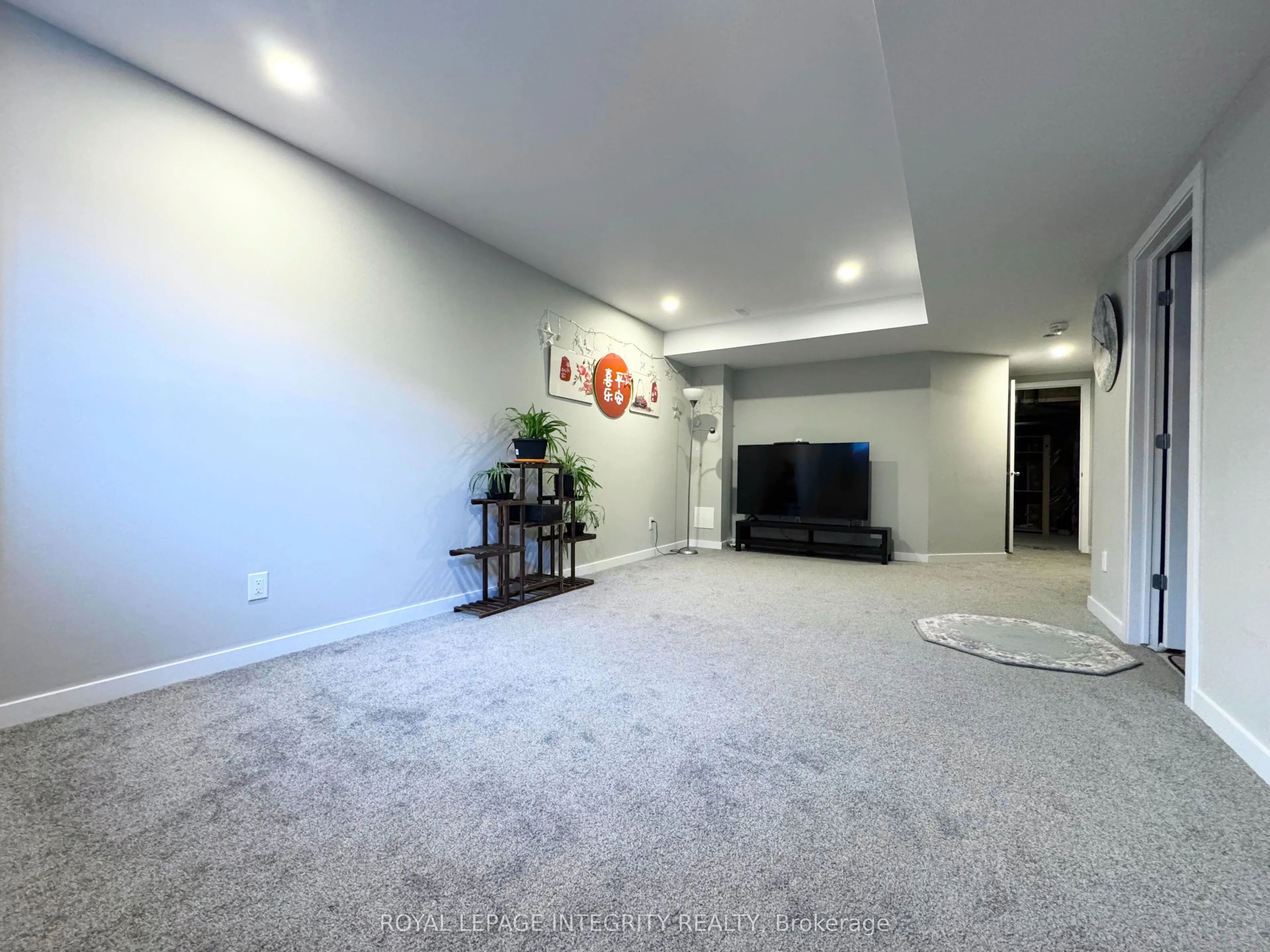 111 Sweetwater Lane