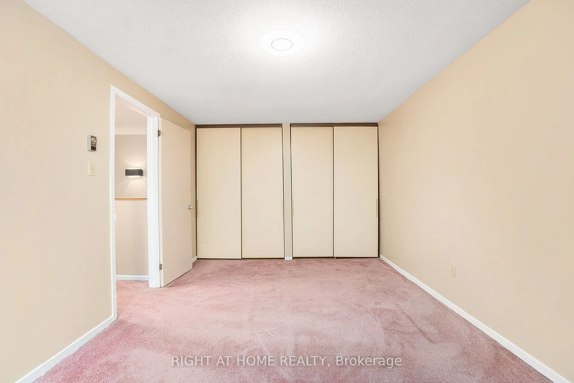 2939 Fairlea Crescent, #59