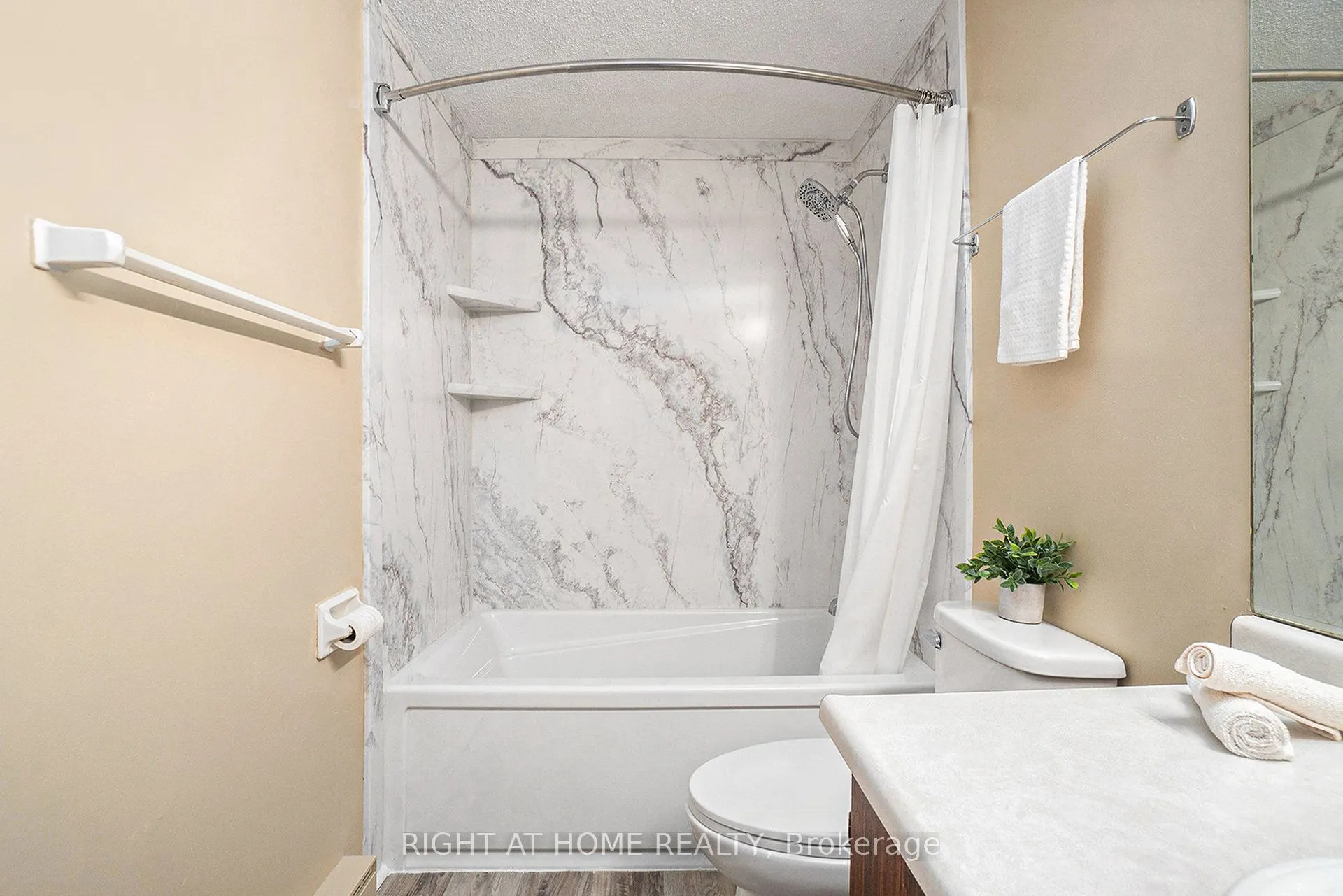 2939 Fairlea Crescent, #59