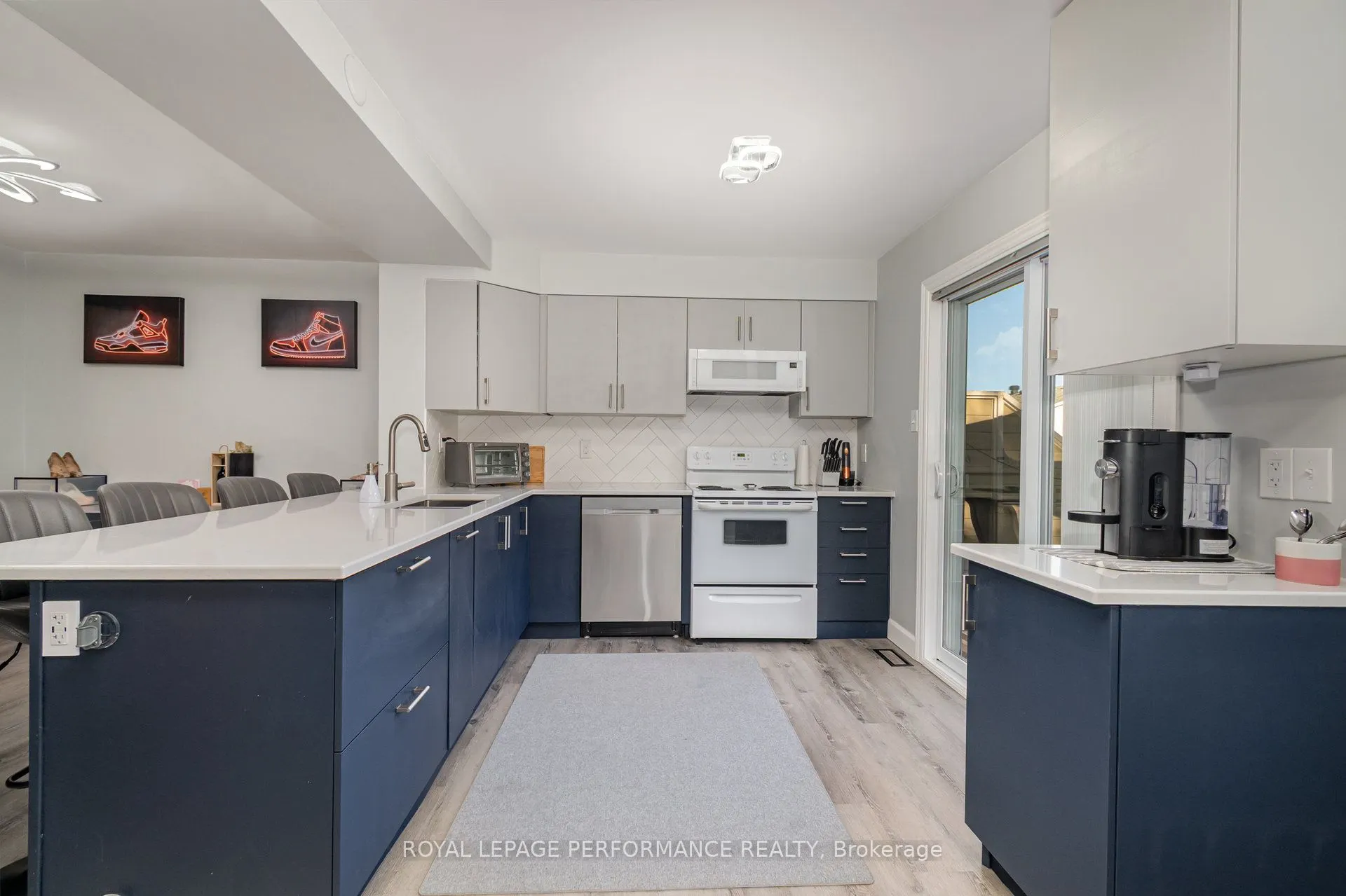 1150 Chimney Hill Way, #10