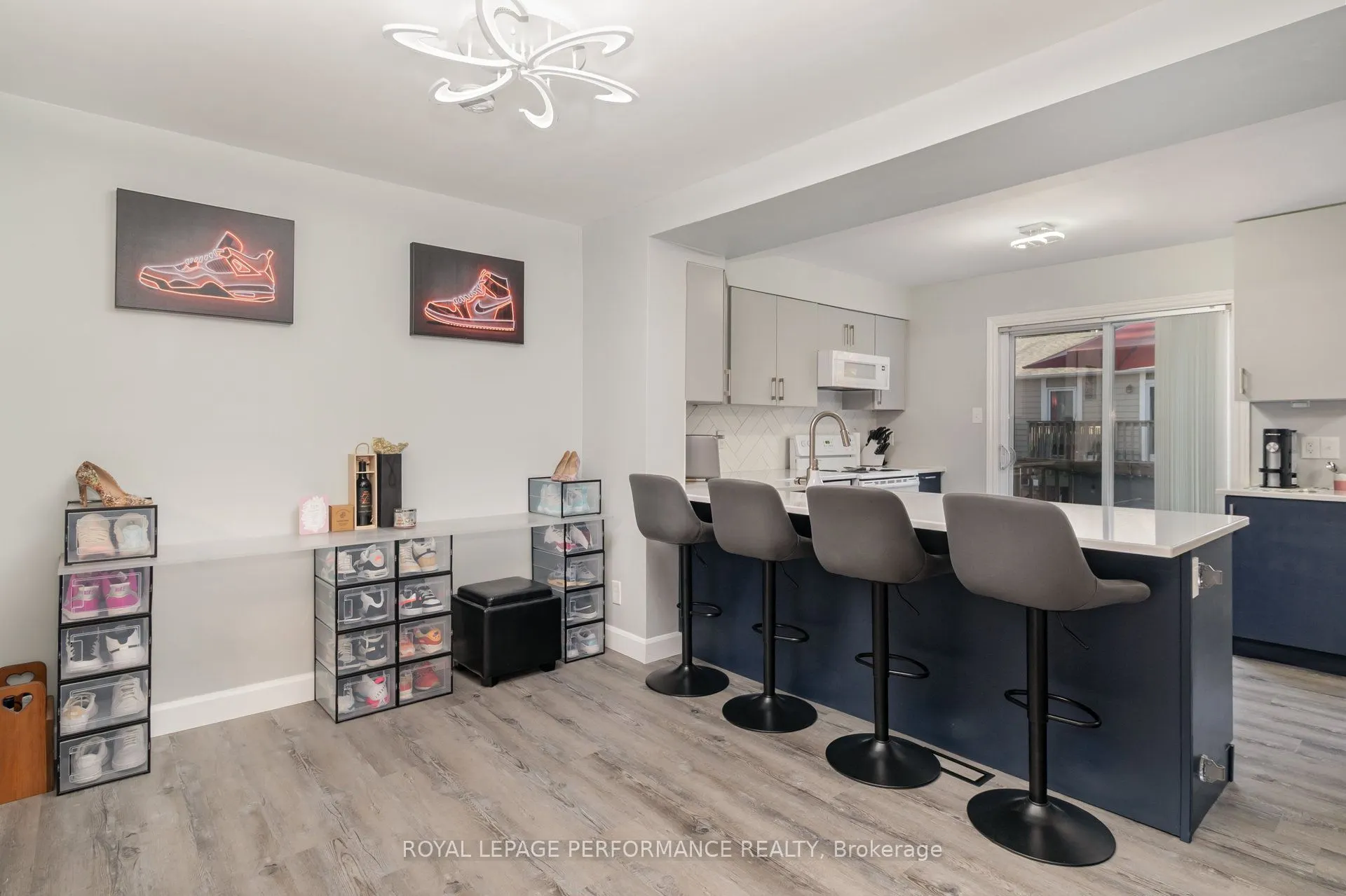 1150 Chimney Hill Way, #10