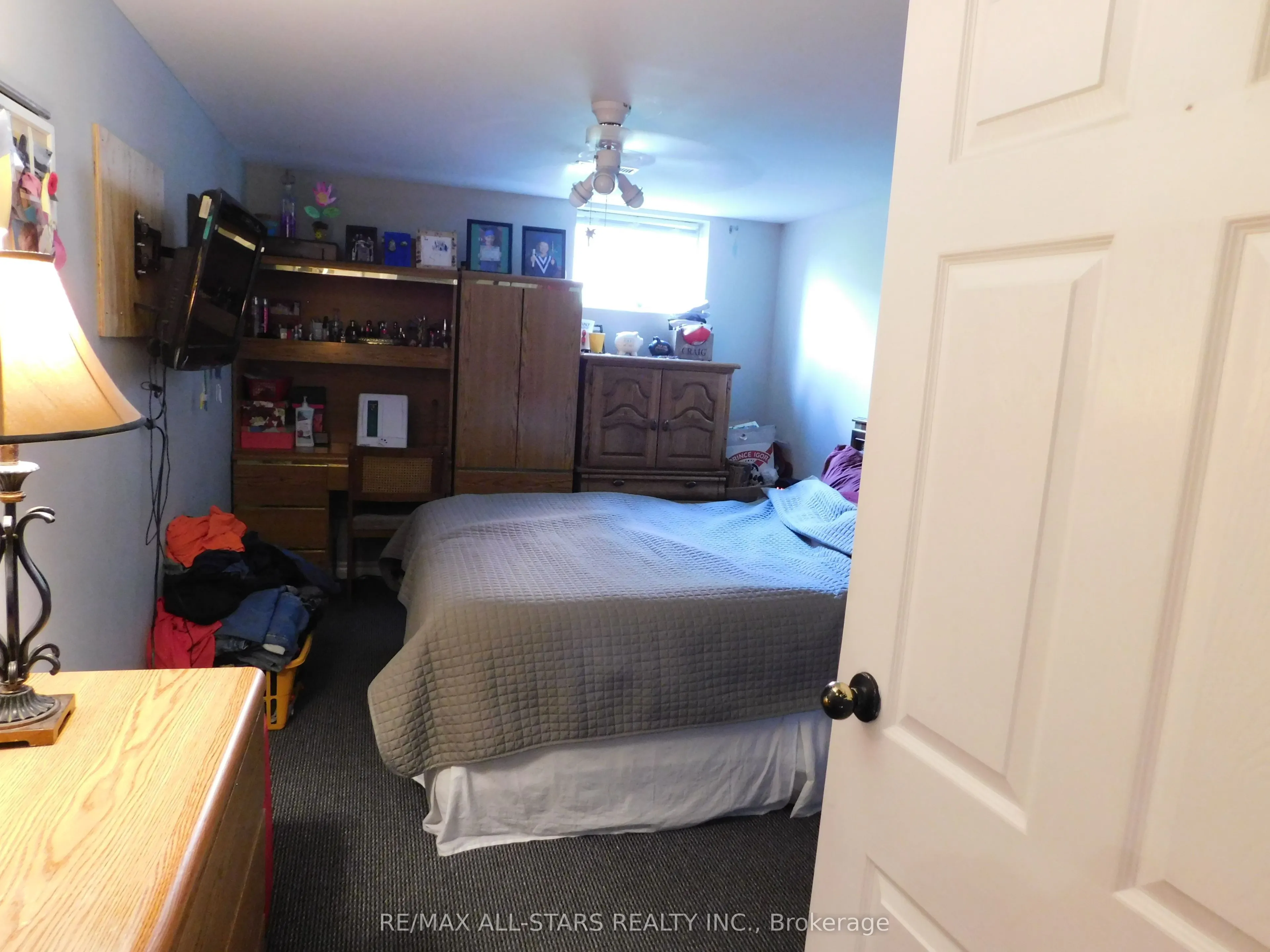 232 Angeline Street N, #Lower