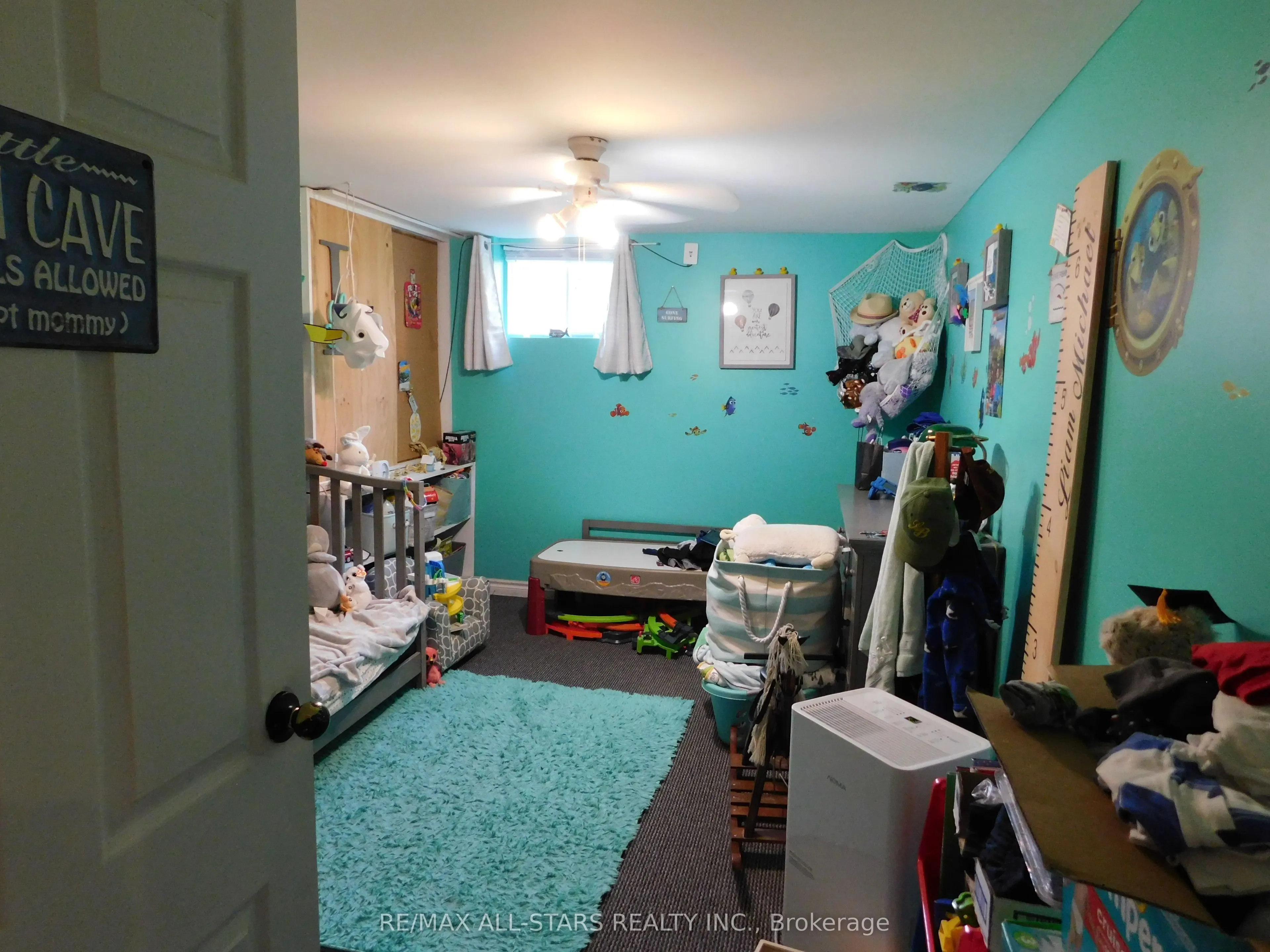 232 Angeline Street N, #Lower